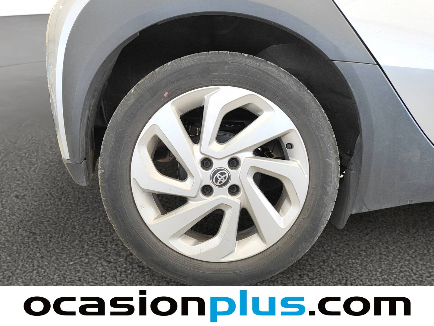 Foto Toyota Aygo X Cross Toyota Aygo X Cross 1.0 VVT-I Play (72 CV)