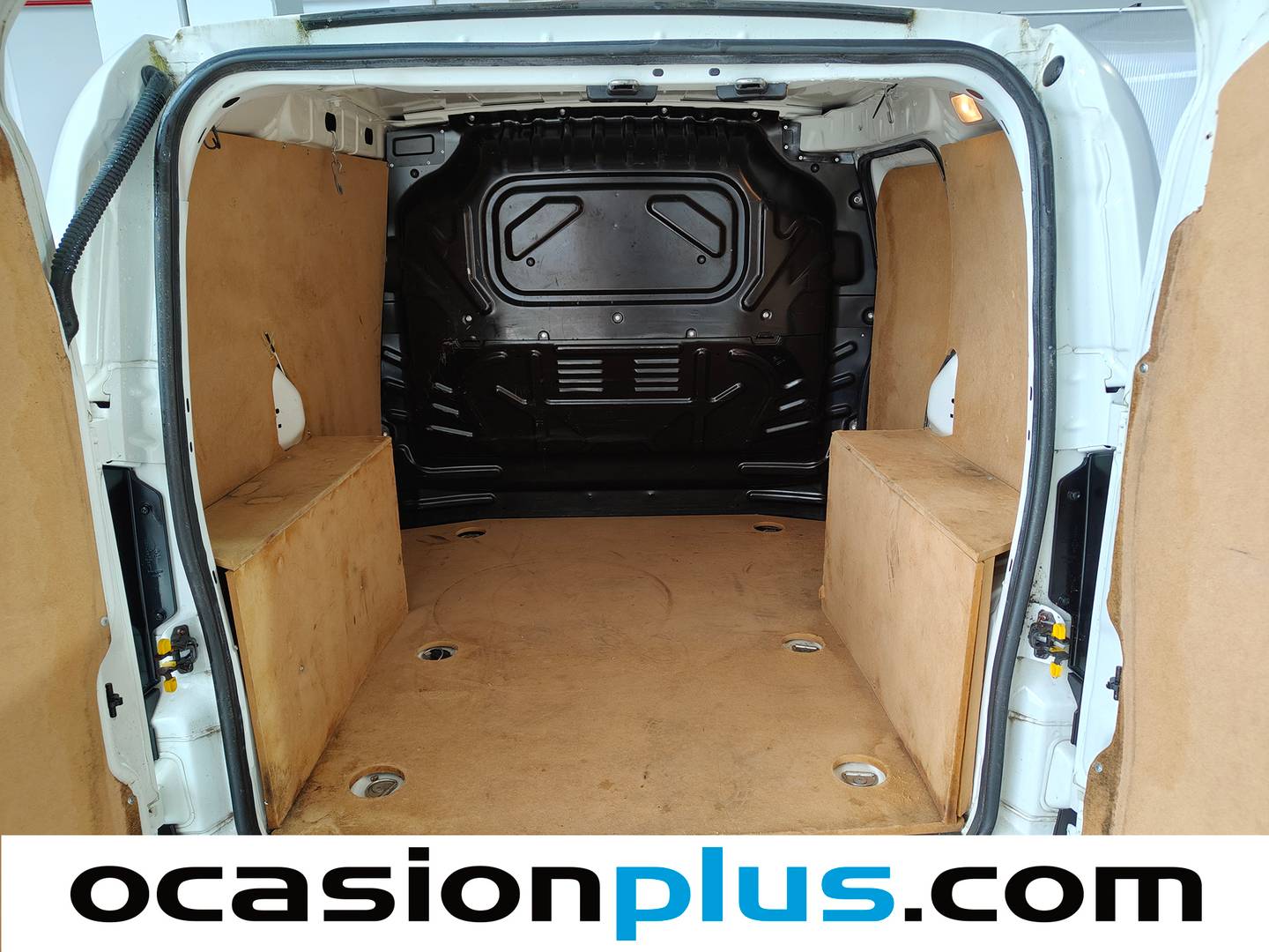 Fotos maletero Fiat Fiorino Fiat Fiorino Cargo Furgon 1.3 Multijet SX N1 (80 CV)