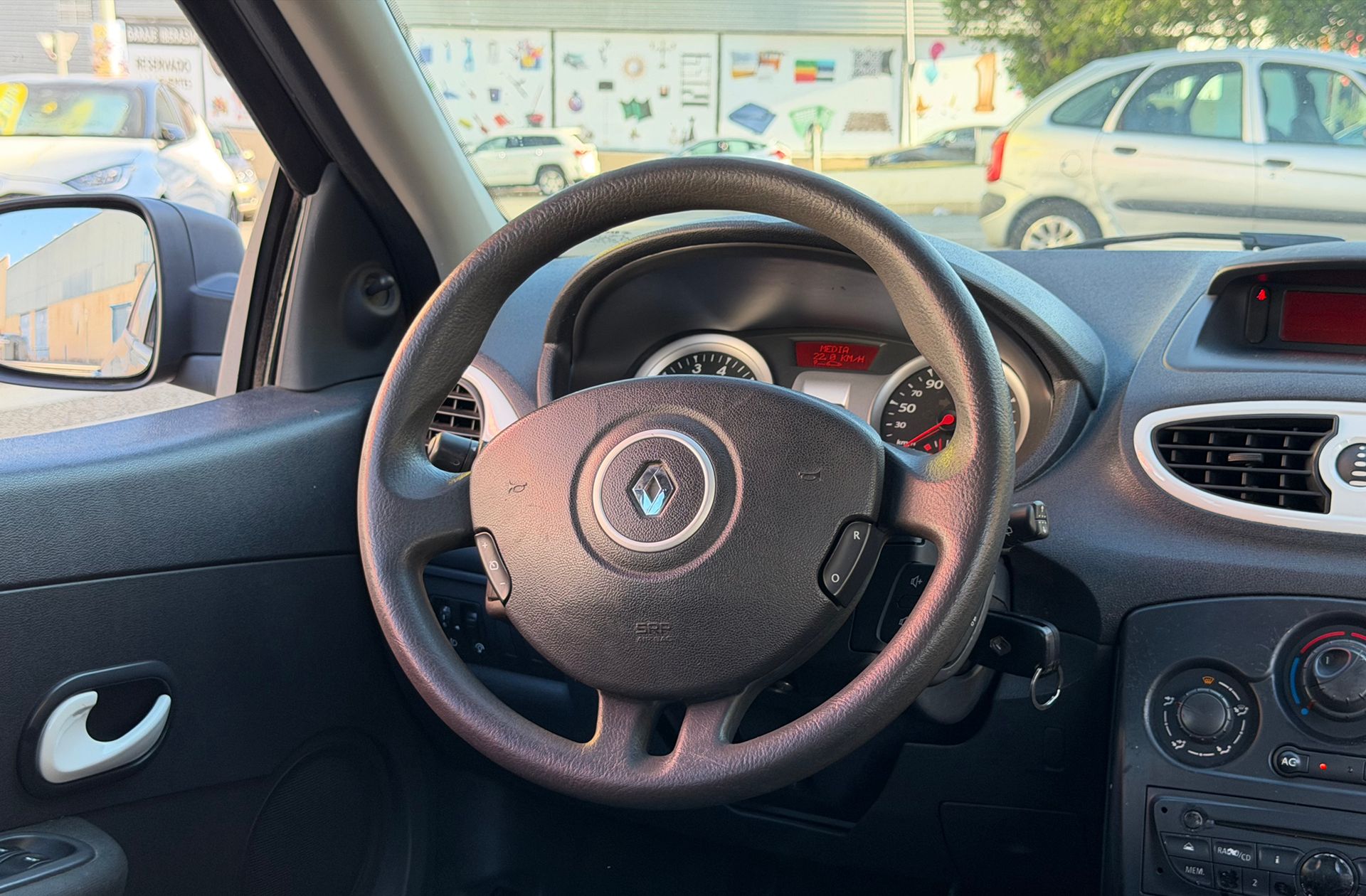 Renault Clio Yahoo! 1.2 16v - foto 17