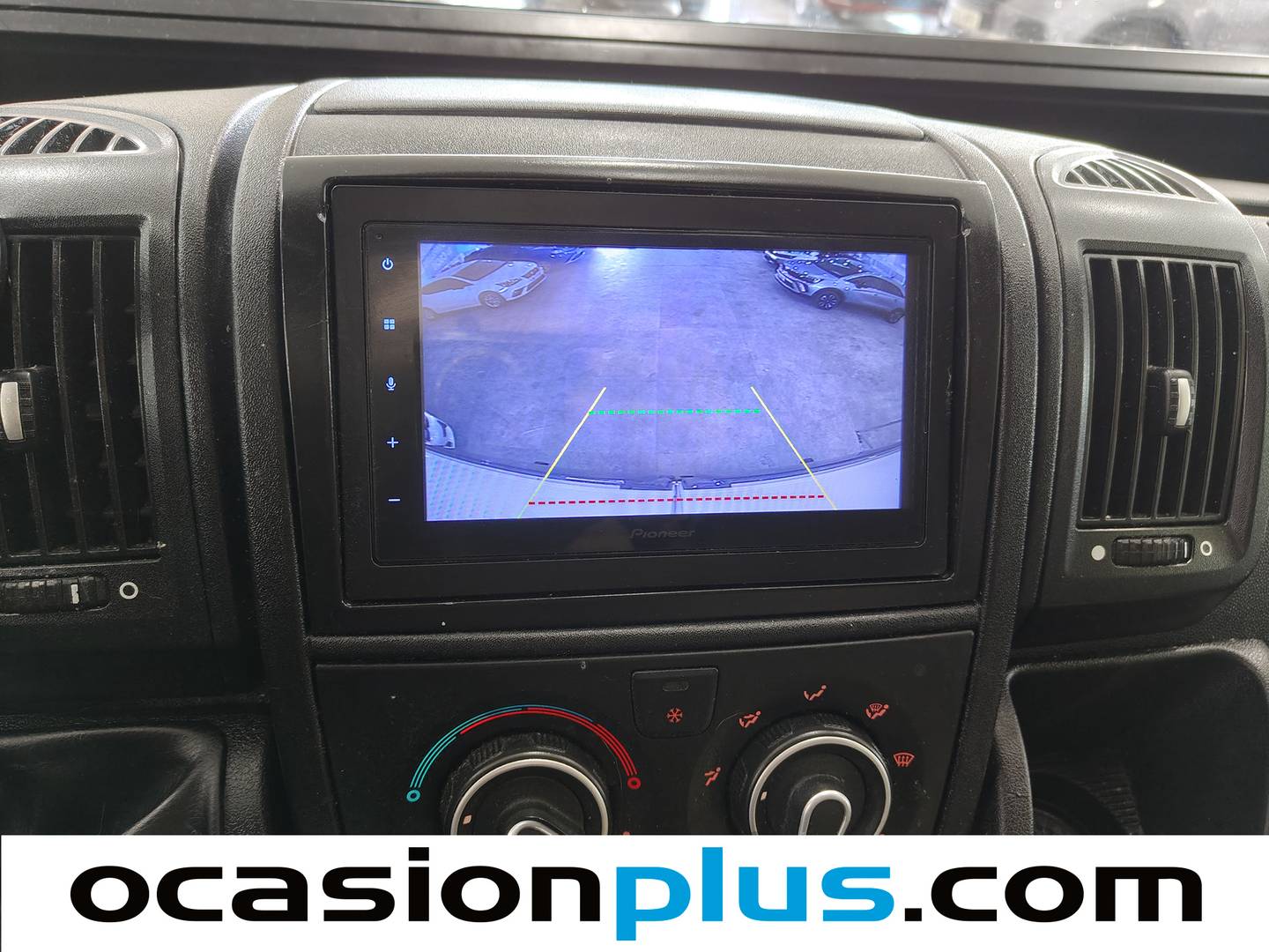 Challenger V114 Challenger V114 VIP (140 CV) 2 Plazas diésel