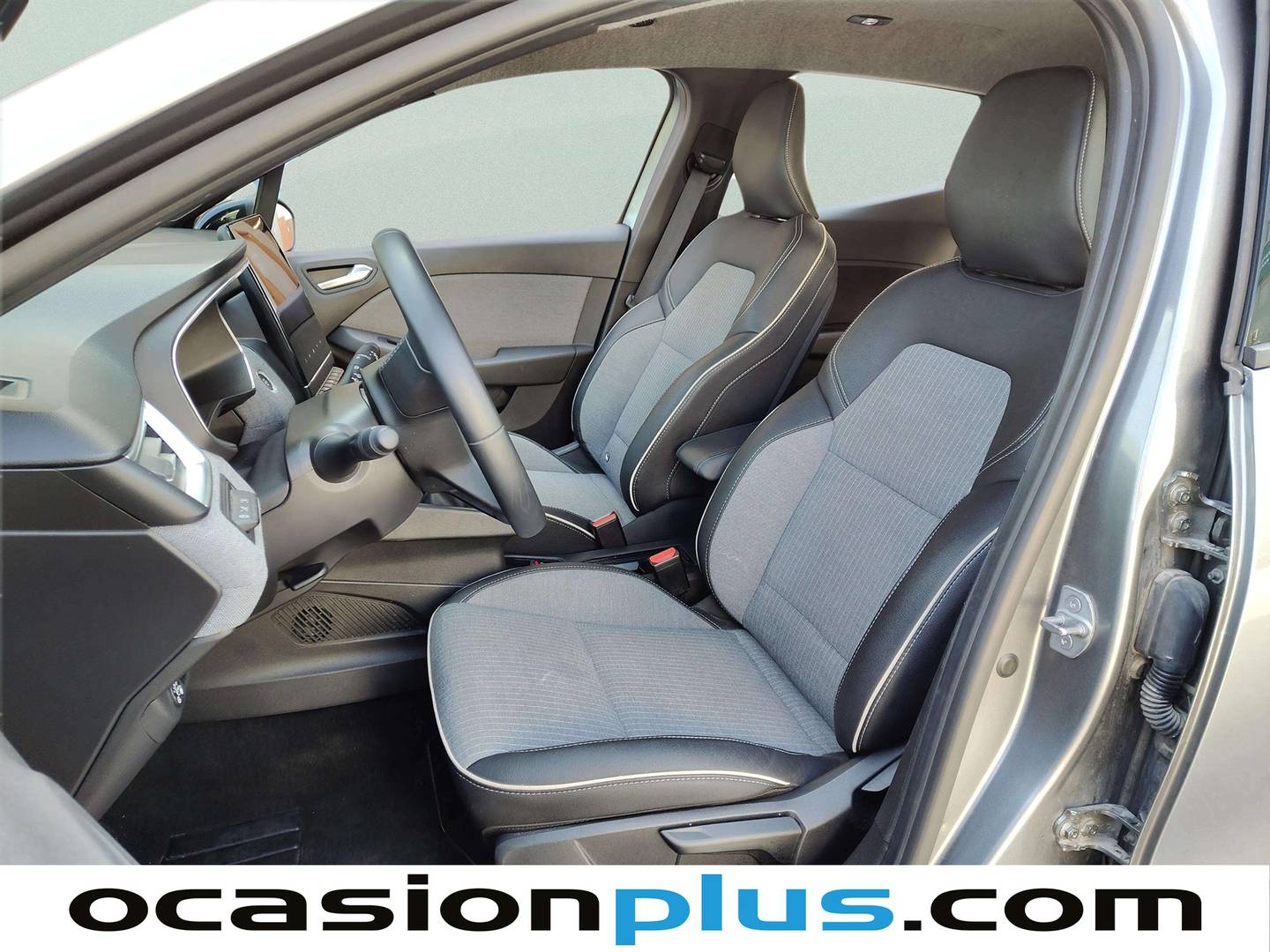 Foto asientos delanteros Renault Clio Renault Clio Techno Eco-G (100 CV)