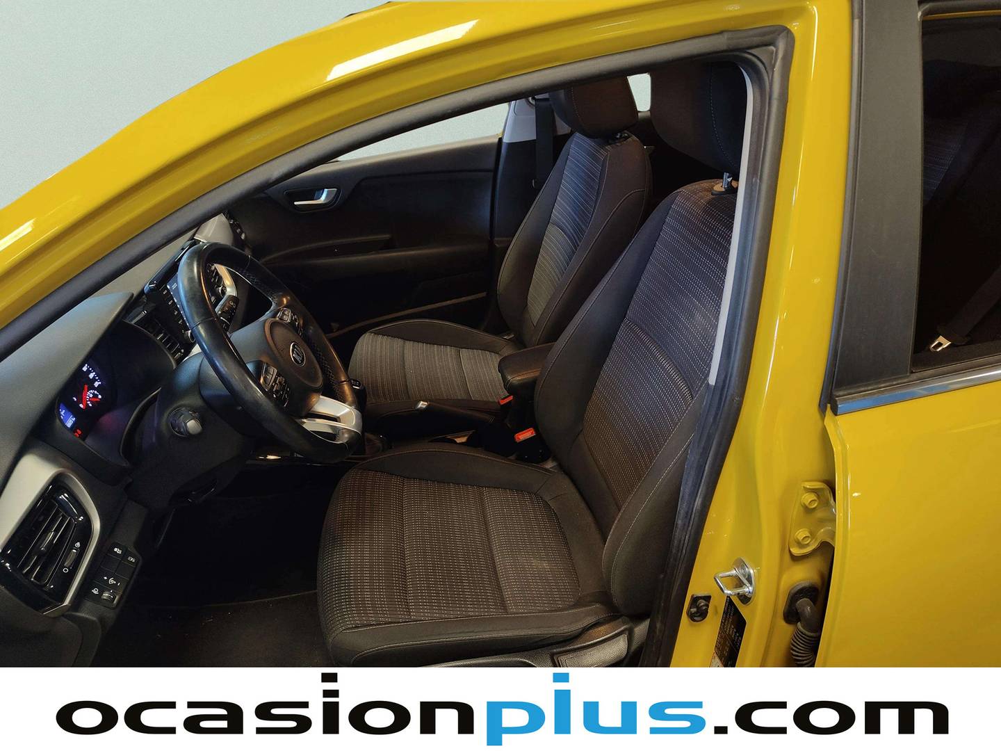 Foto asientos delanteros KIA Stonic Kia Stonic 1.0 T-GDi Drive (100 CV)