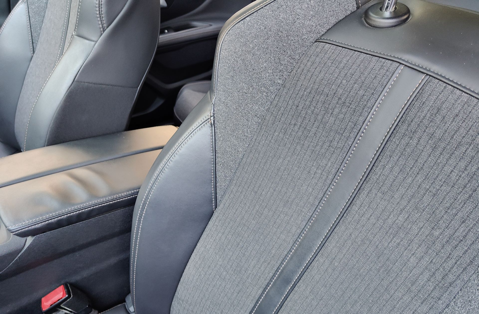 Peugeot 3008 BlueHDi 120 GT-Line - foto 6