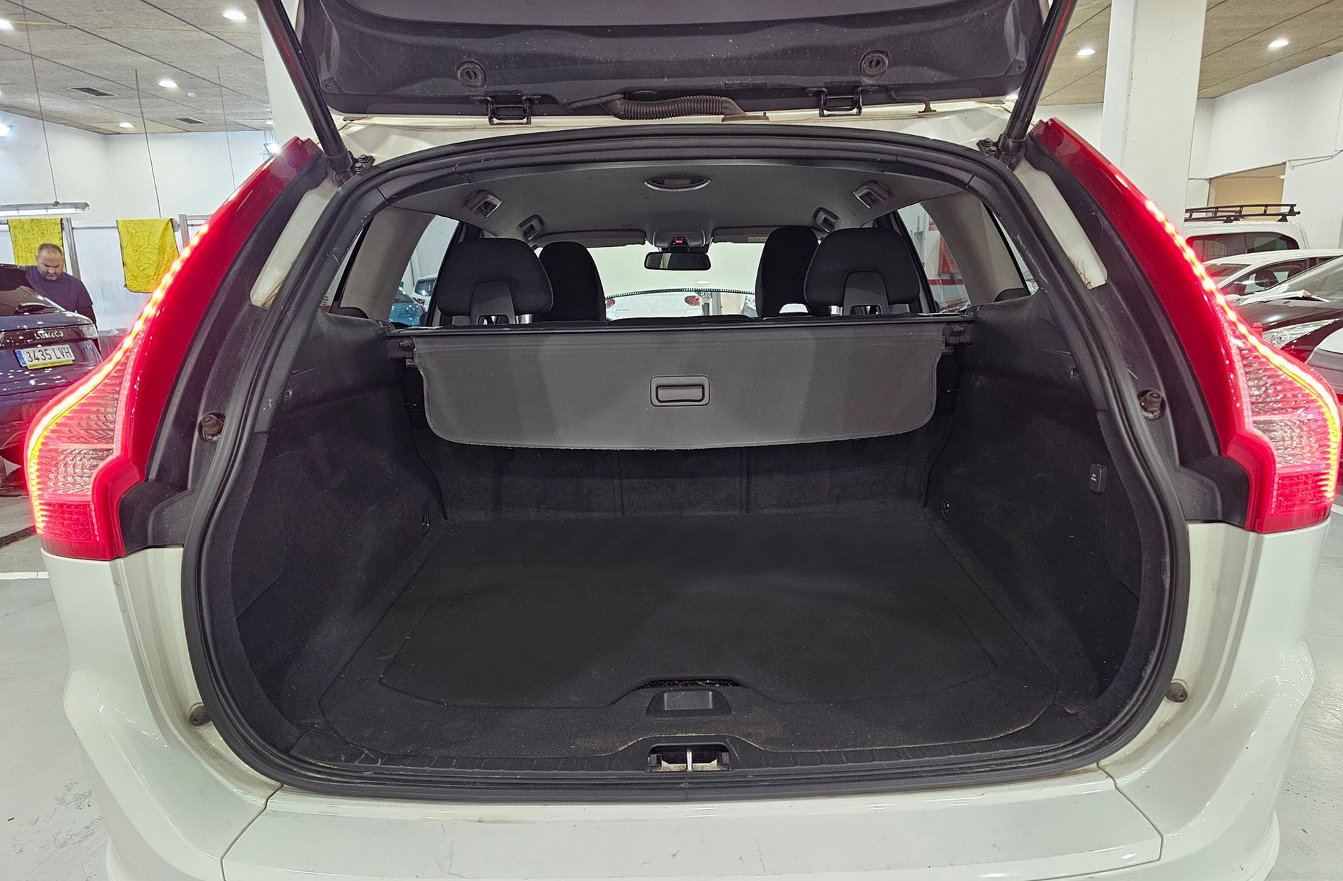 Volvo XC60 D3 Kinetic - foto 14