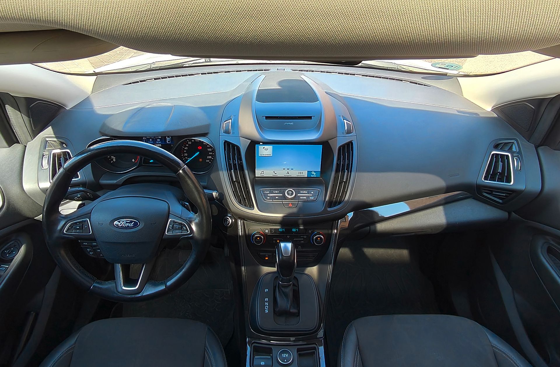Ford Kuga 1.5 TDCi Titanium 4x2 - foto 7