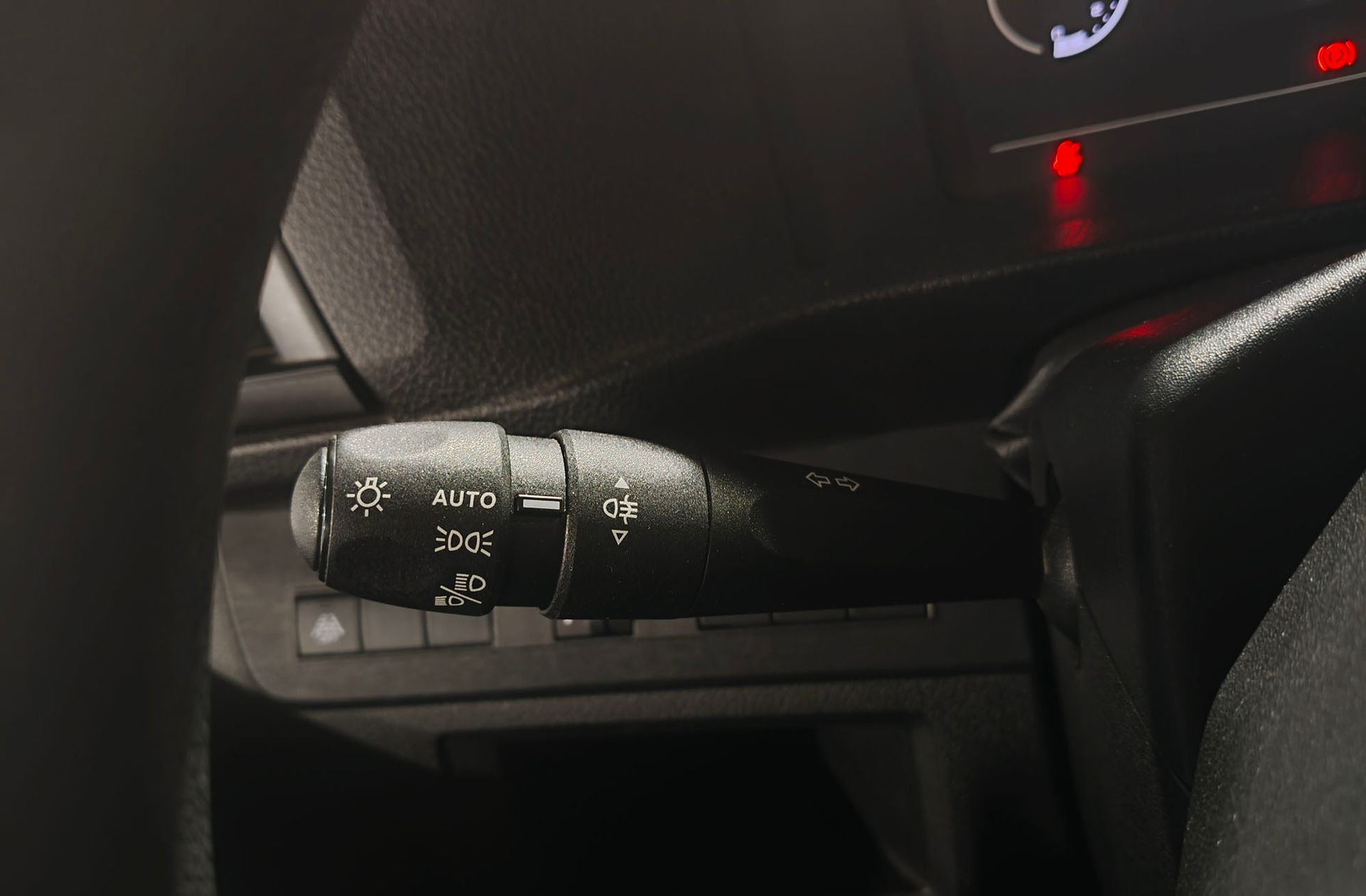 Opel Vivaro Furgon BlueHDi 120 - foto 18