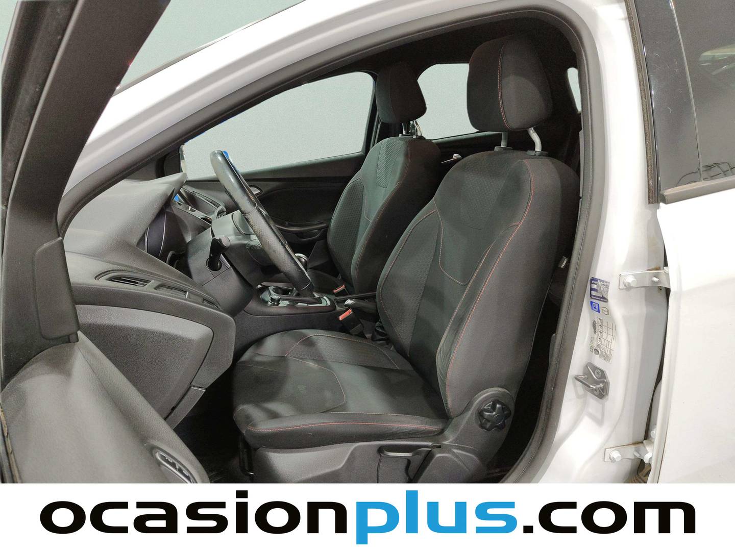 Foto asientos delanteros Ford Focus Ford Focus 1.0 Ecoboost S&S ST-Line (125 CV)