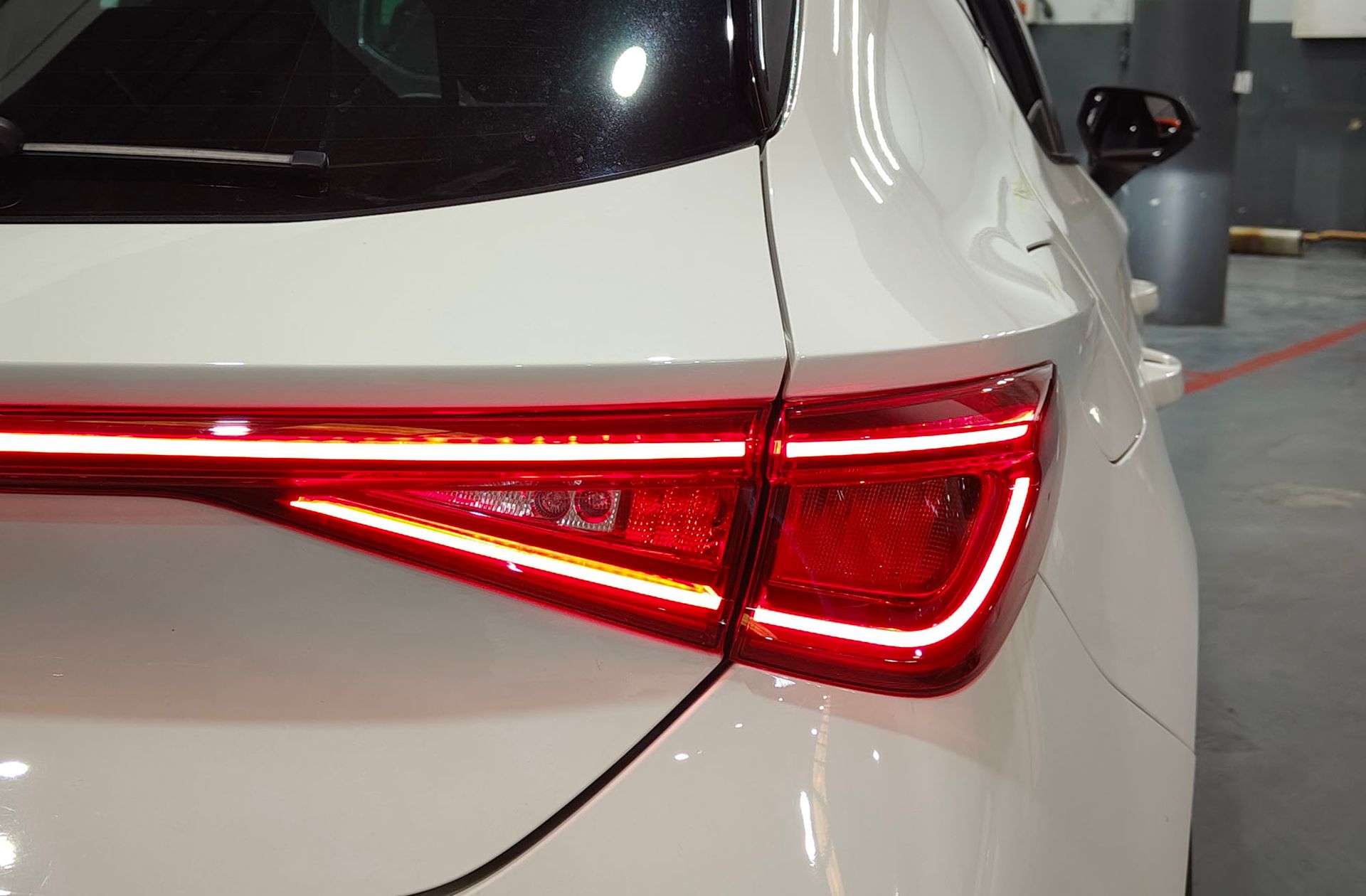 Cupra León 1.4 e-Hybrid DSG - foto 18