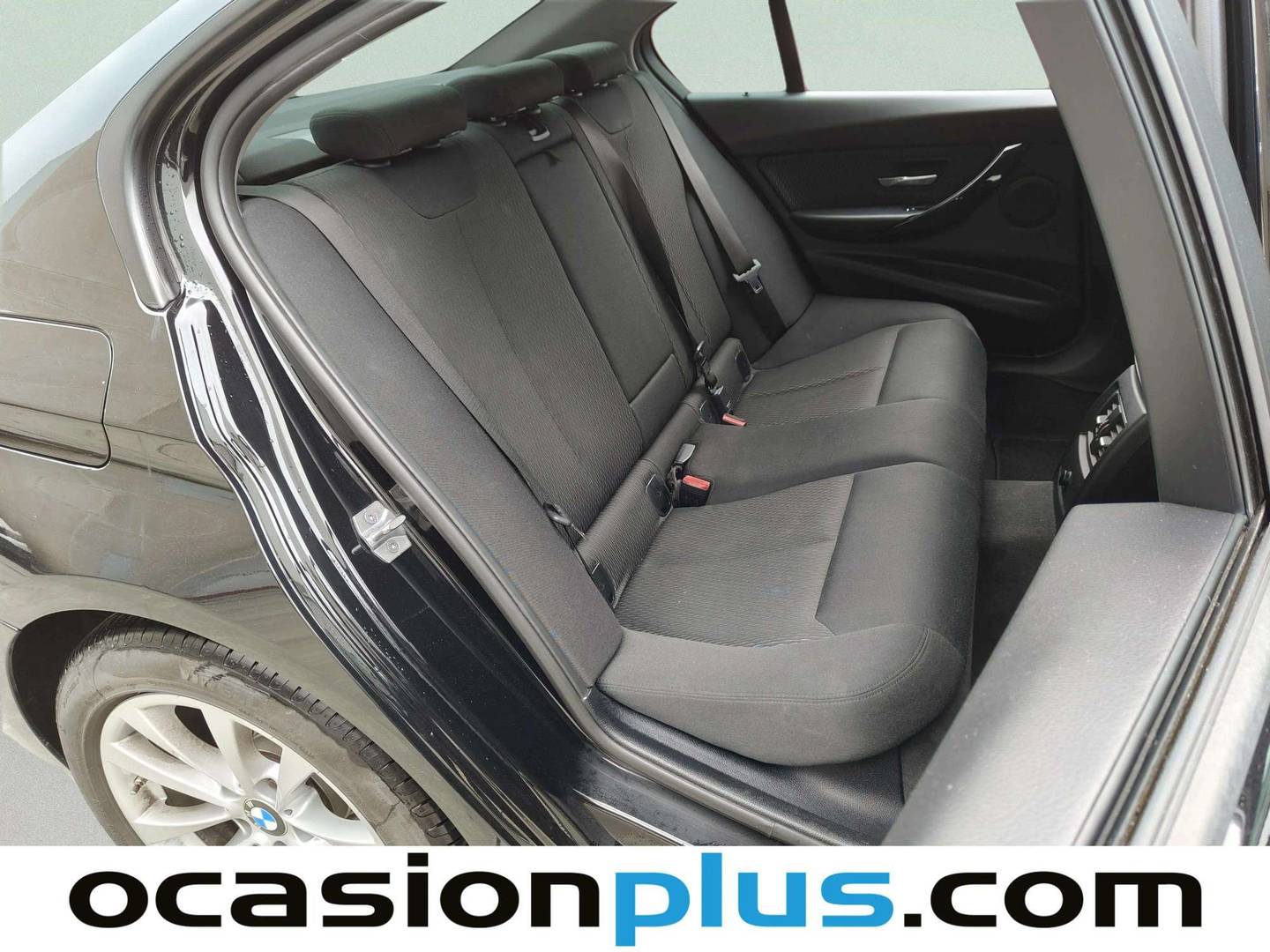 Foto BMW Serie 3 BMW Serie 3 318d Business (150 CV)