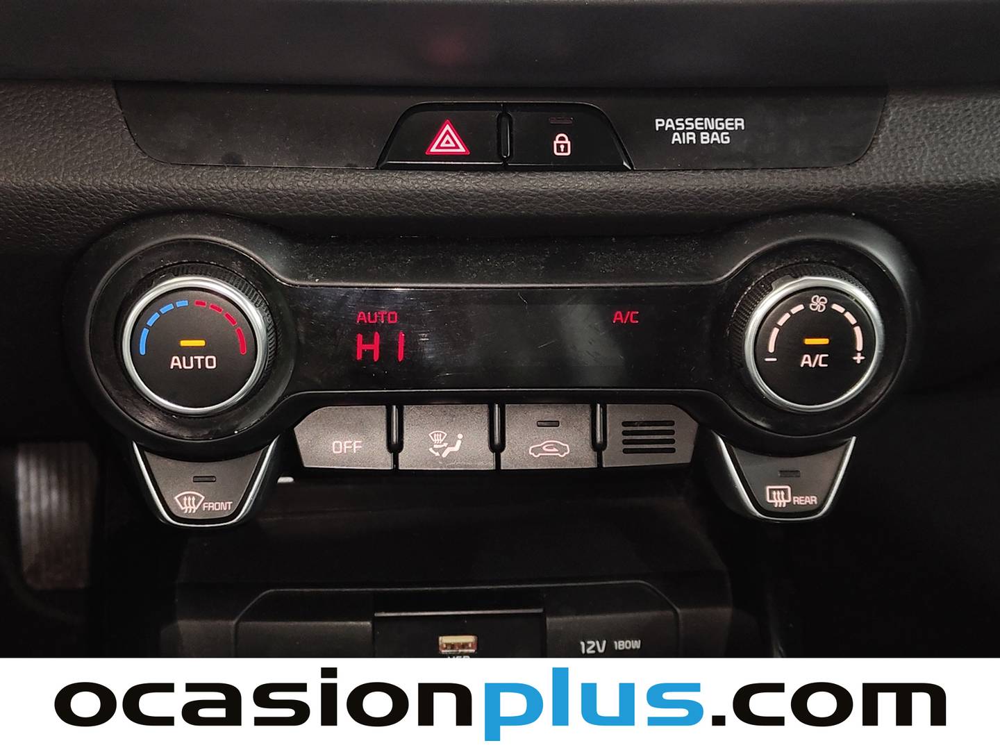 Foto KIA Stonic Kia Stonic 1.0 T-GDi MHEV Drive iMT (100 CV)