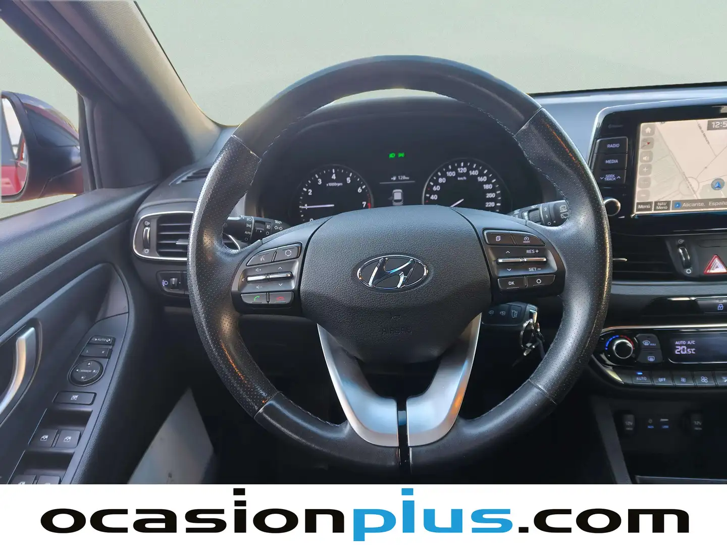 Foto Hyundai i30 Hyundai i30 1.0 TGDI Go! (120 CV)