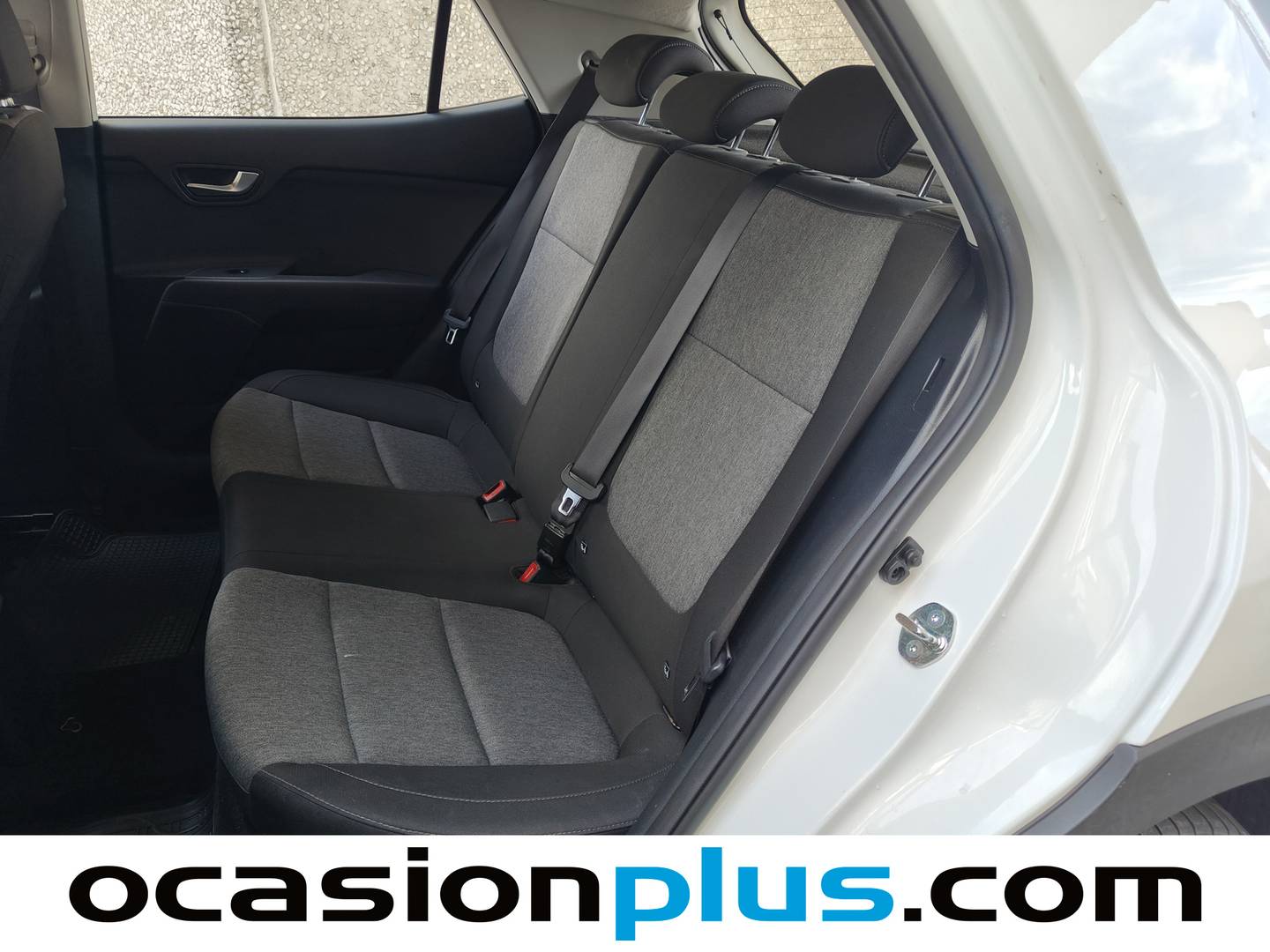 Foto asientos traseros KIA Stonic KIA Stonic 1.2 DPi Drive (79 CV)