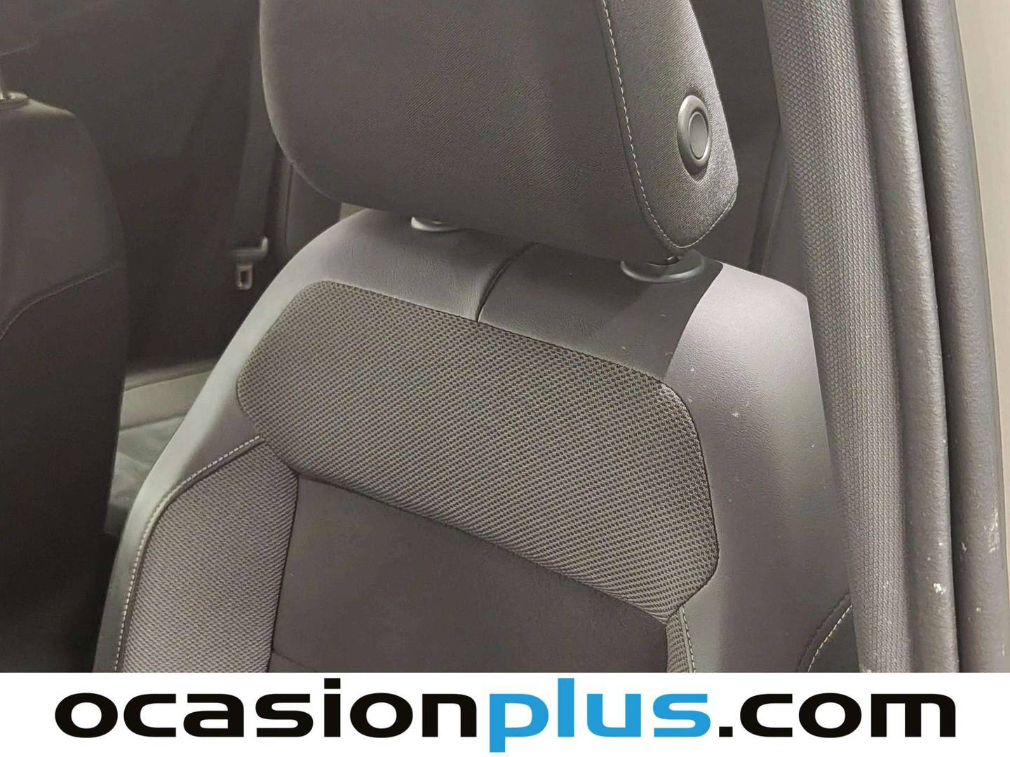 Equipamiento del Volkswagen T-Roc Volkswagen T-Roc Dark Line 1.0 TSI (115 CV)