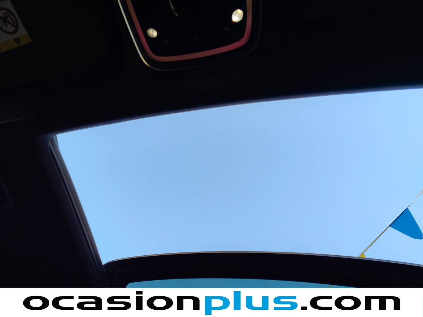 Extras y acabados del Lynk & Co 01 Lynk & Co 01 1.5 PHEV  (261 CV)