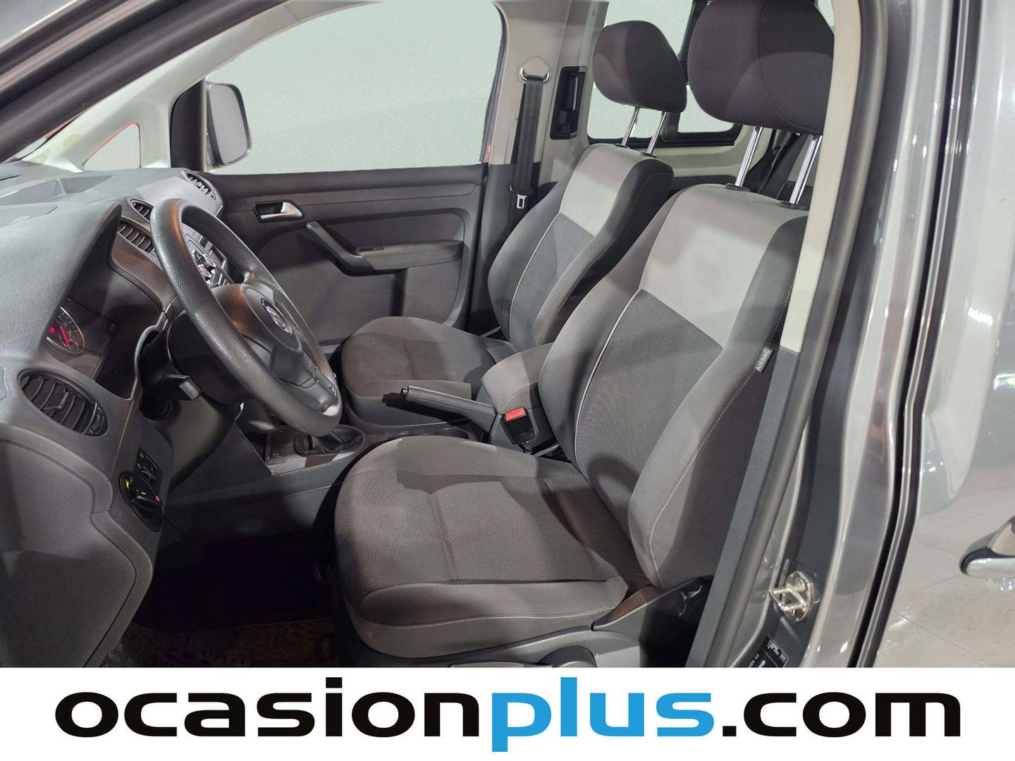 Foto asientos delanteros Volkswagen Caddy Volkswagen Caddy 1.6 TDI Kombi Trendline (102 CV)