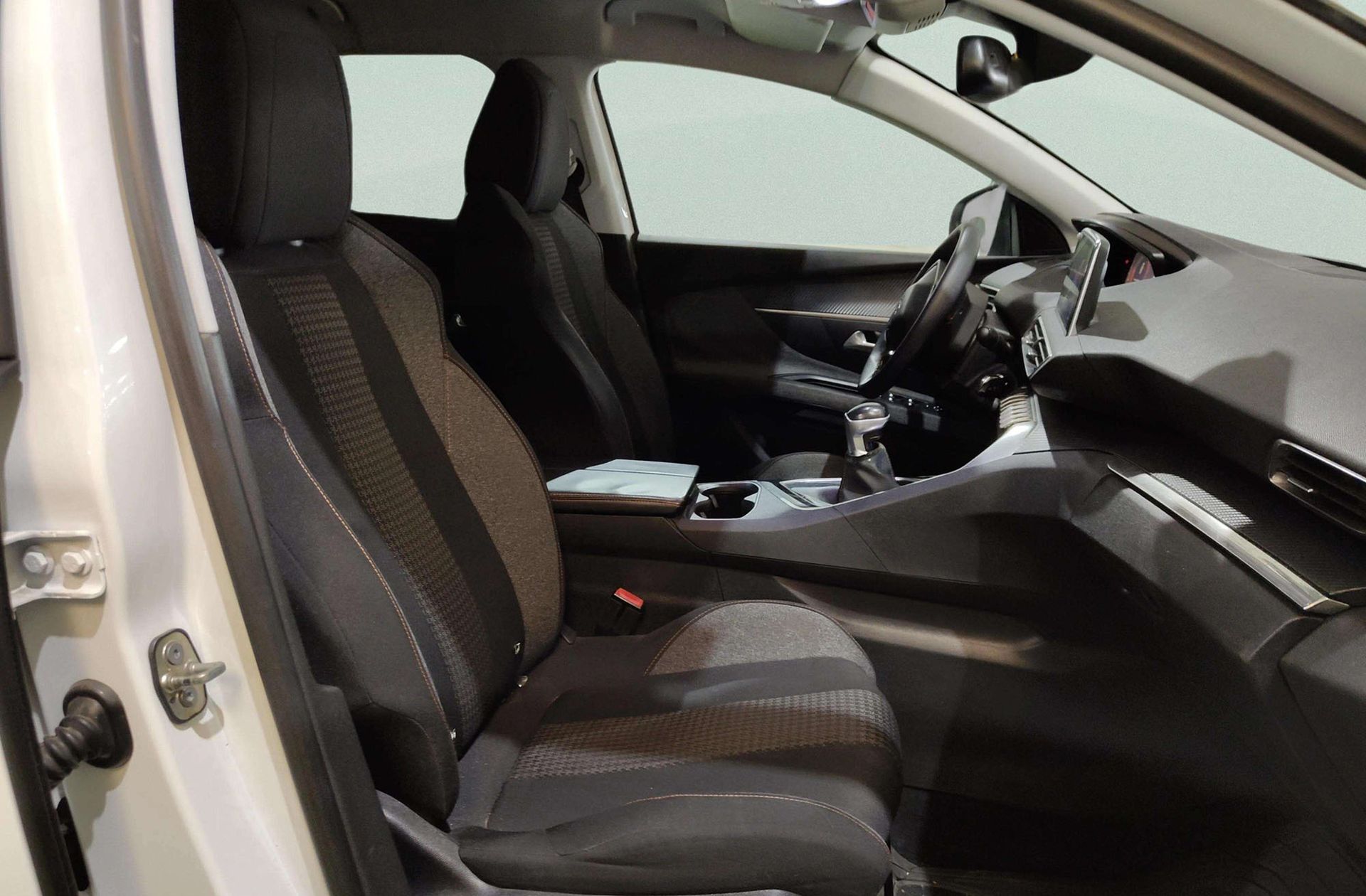Peugeot 3008 PureTech 130 Active - foto 16