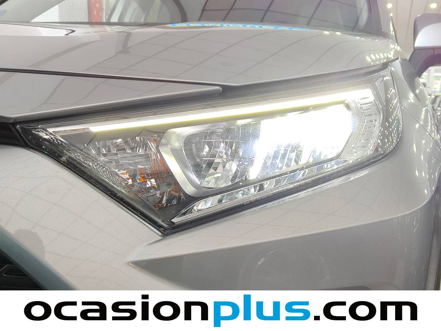 Equipamiento del Toyota Rav4 Toyota Rav4 2.5l hybrid Advance (218 CV)