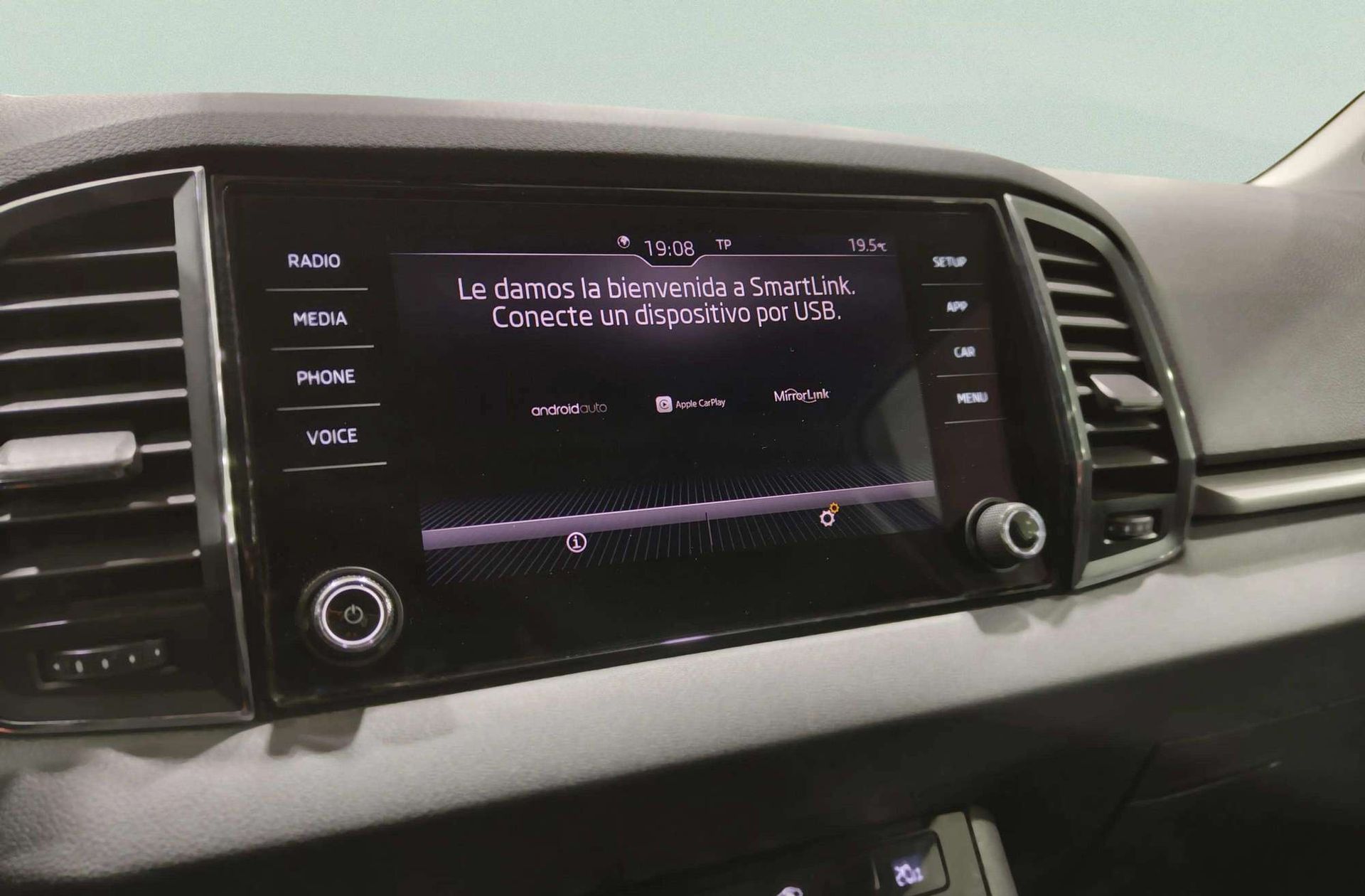 Škoda Karoq 1.6 TDI Ambition - foto 7