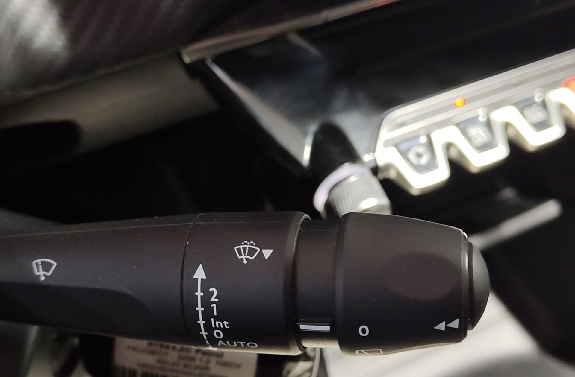 Peugeot 2008 PureTech 100 Active Pack - foto 28
