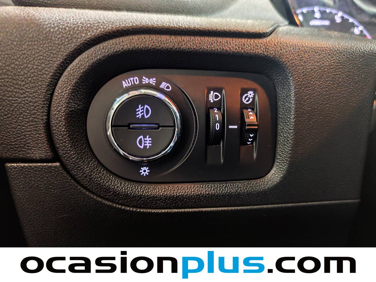 Extras del Opel Grandland X Opel Grandland X 1.2 Turbo Selective (130 CV)