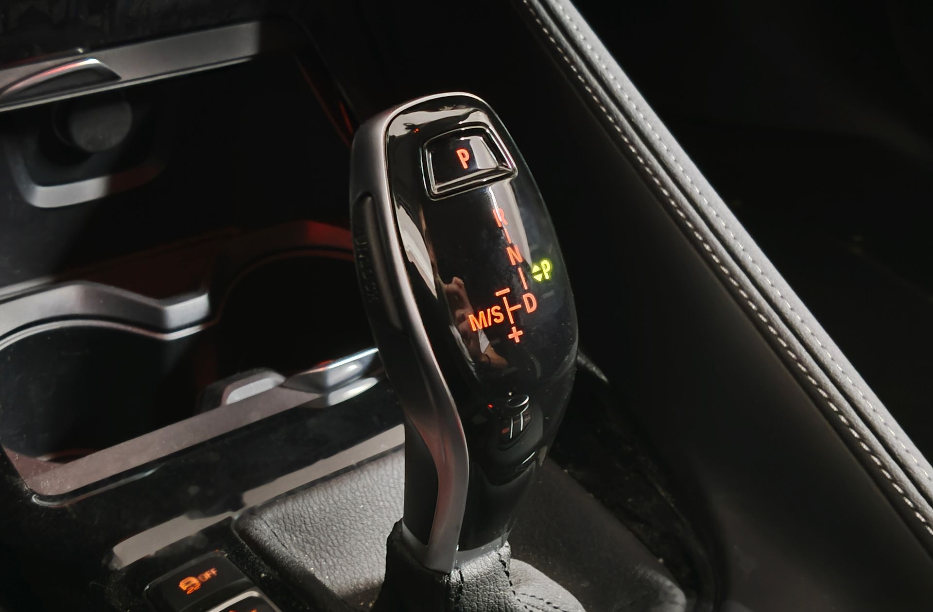 BMW X2 sDrive18d Business - foto 5