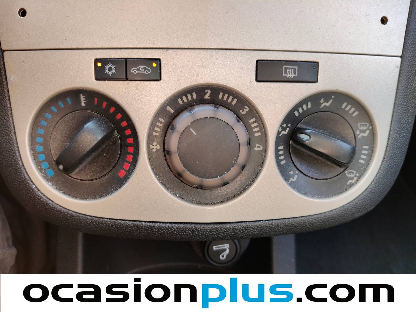 Extras del Opel Corsa Opel Corsa 1.2 Essentia (85 CV)