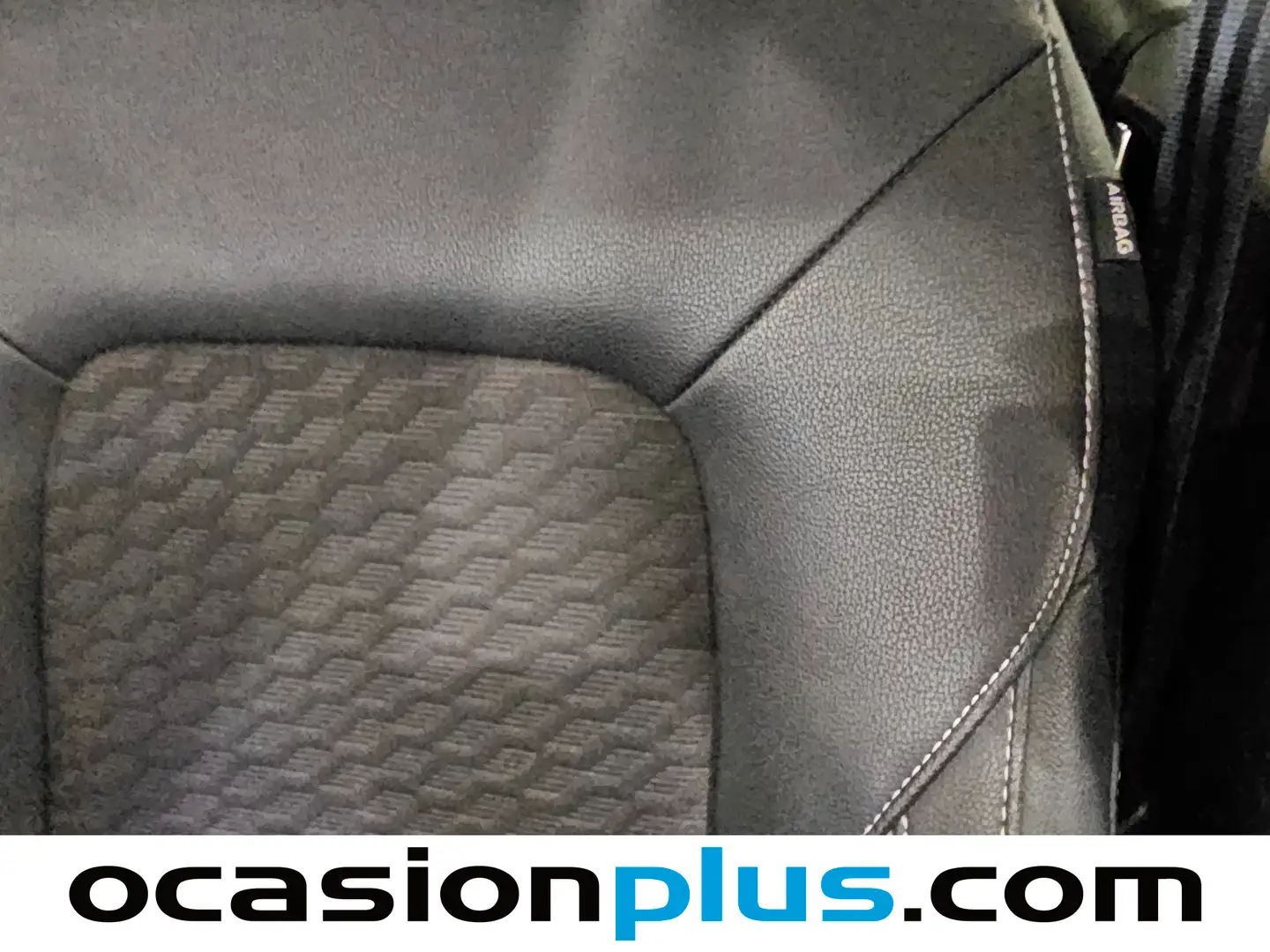 Foto Ford Puma Ford Puma 1.0 EcoBoost MHEV Titanium Design (125 CV)