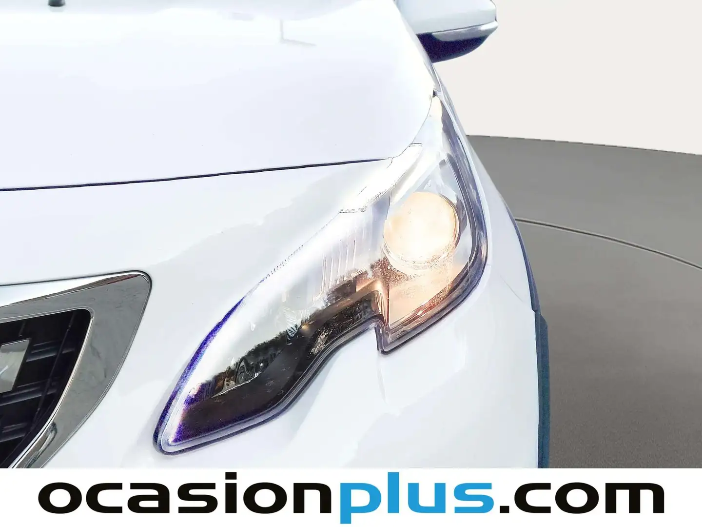 Foto Peugeot 2008 Peugeot 2008 BlueHDi 120 S&S Allure (120 CV)