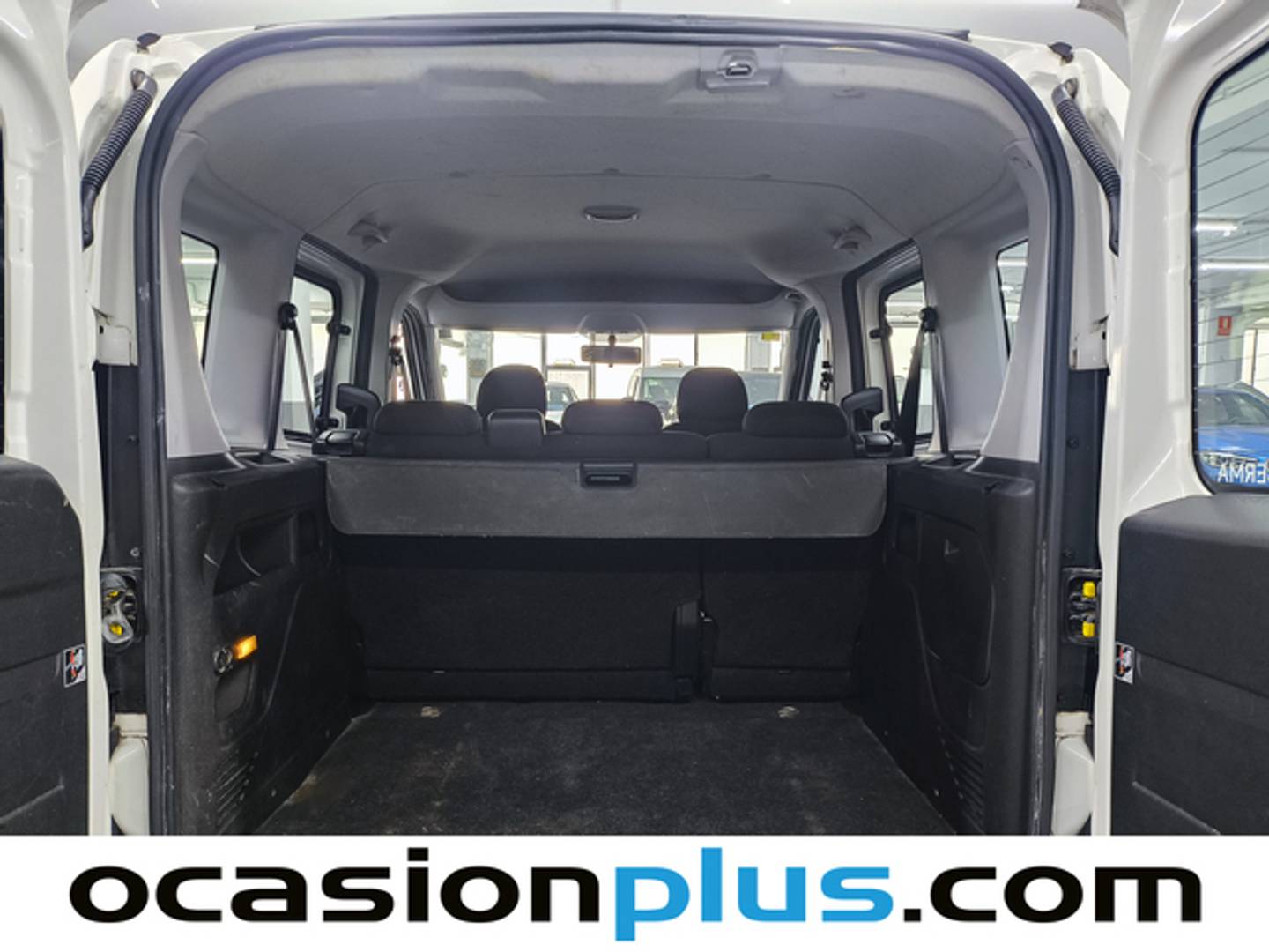 Fotos maletero Opel Combo Opel Combo Tour 1.3 CDTI Expression L1H1 (95 CV)