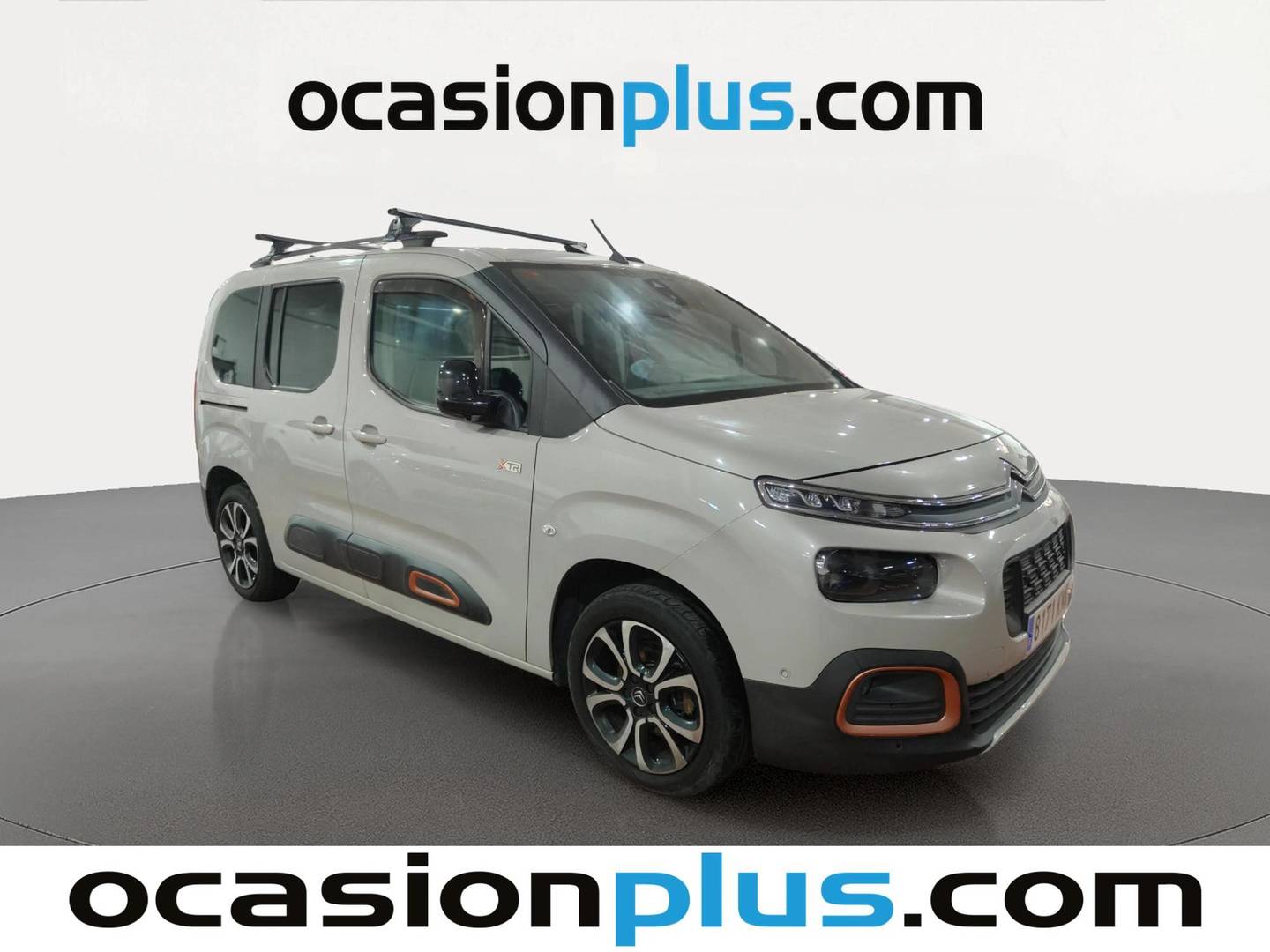Foto delantera Citroën Berlingo Citroën Berlingo BlueHDi 130 S&S Talla M Shine (130 CV) derecha