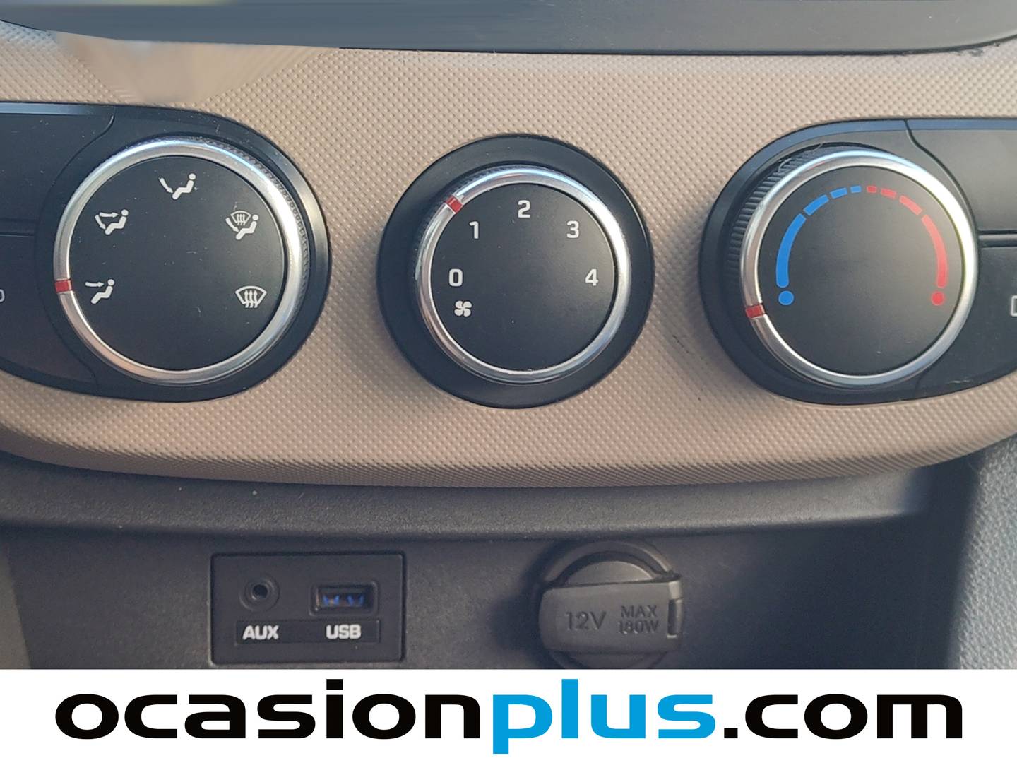 Equipamiento del Hyundai i10 Hyundai i10 1.0 Tecno Blue (66 CV)