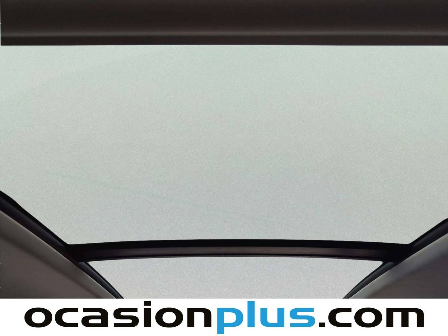 Extras y acabados del MG ZS MG ZS 1.0T Luxury (111 CV)