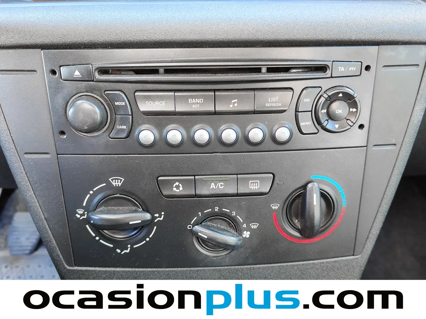 Foto Citroën C4 Citroen C4 1.4i 16v Cool  (88 CV)