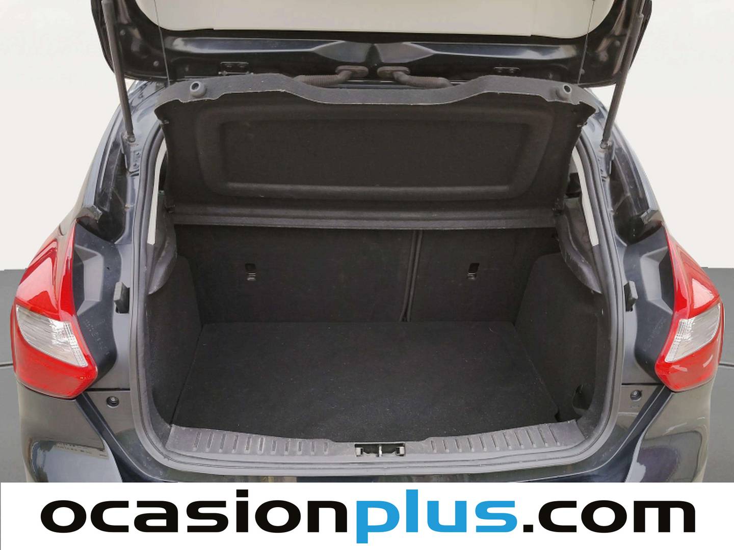 Fotos maletero Ford Focus Ford Focus 1.0 Ecoboost S&S Titanium (125 CV)