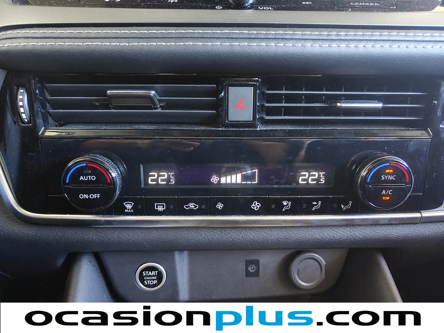 Foto Nissan QASHQAI Nissan Qashqai DIG-T 140 N-Connecta (140 CV)