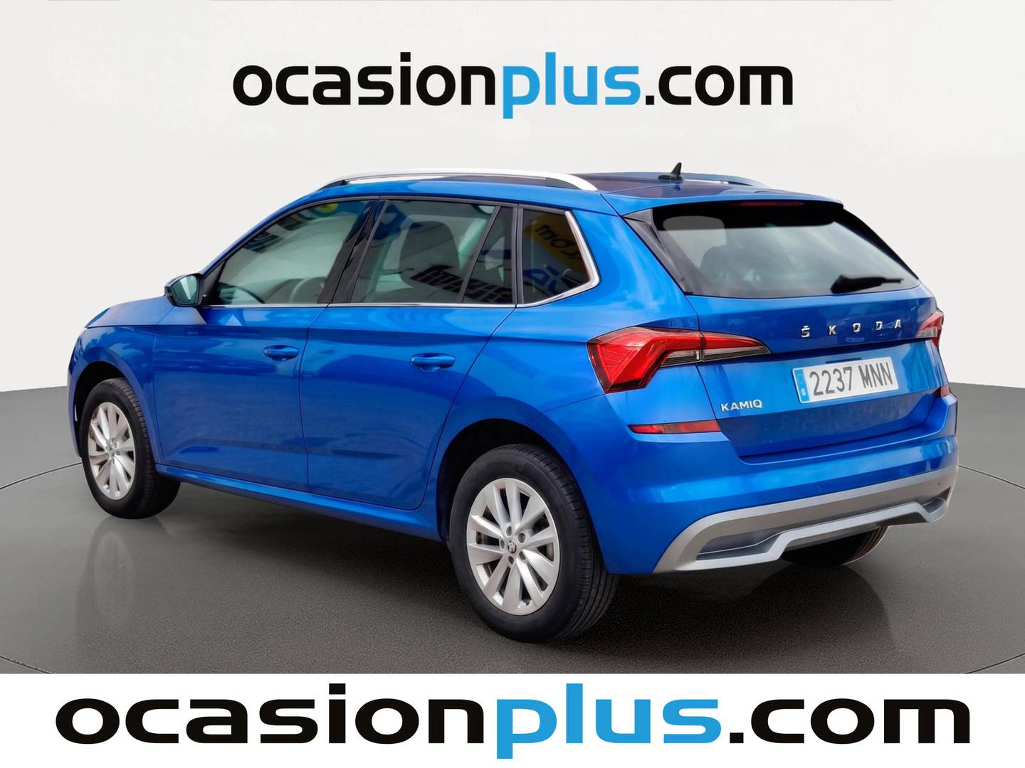 Foto trasera Skoda Kamiq Skoda Kamiq 1.0 TSI Ambition (110 CV) izquierda