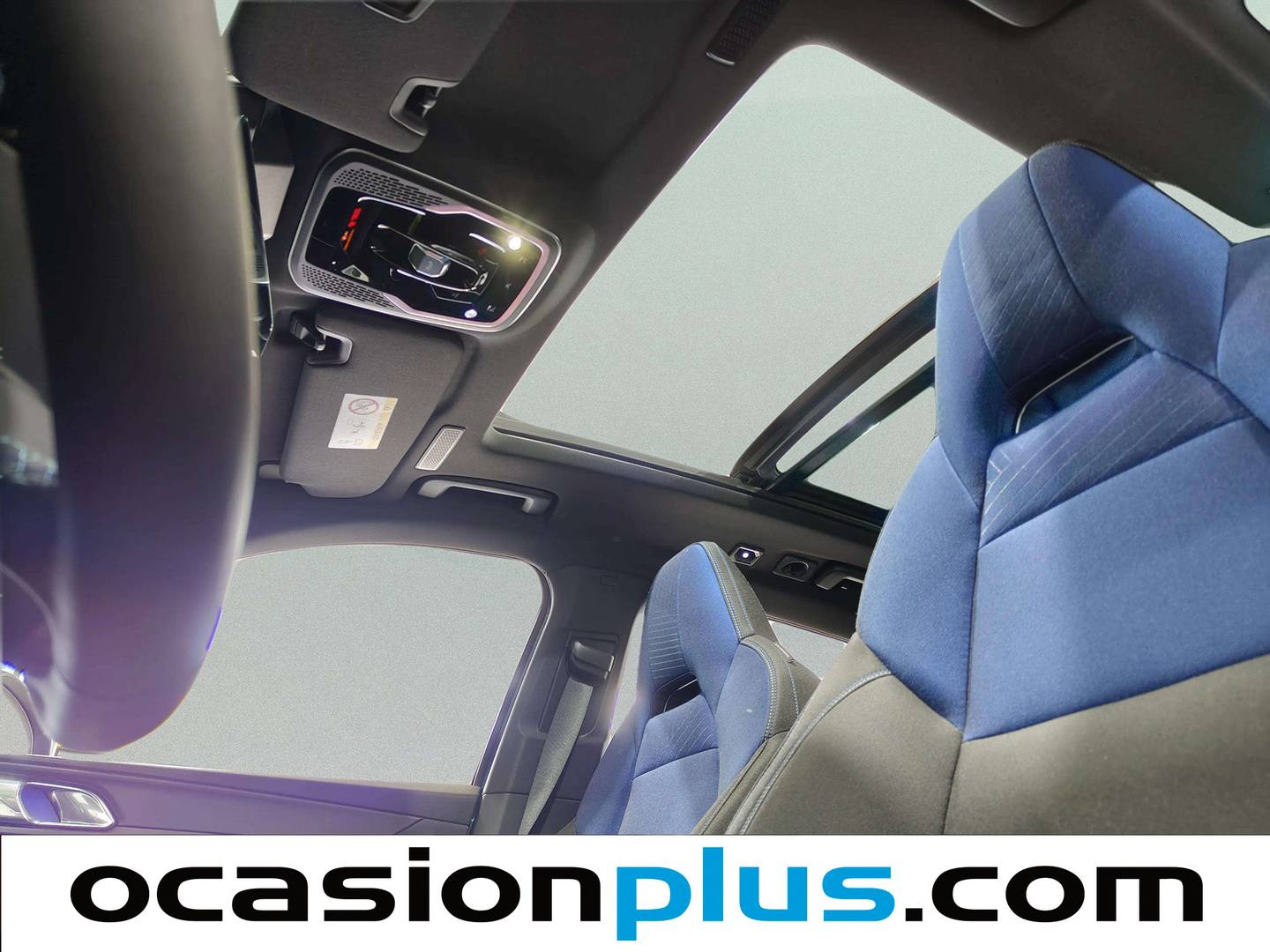 Equipamiento del Lynk & Co 01 Lynk & Co 01 1.5 PHEV (261 CV)