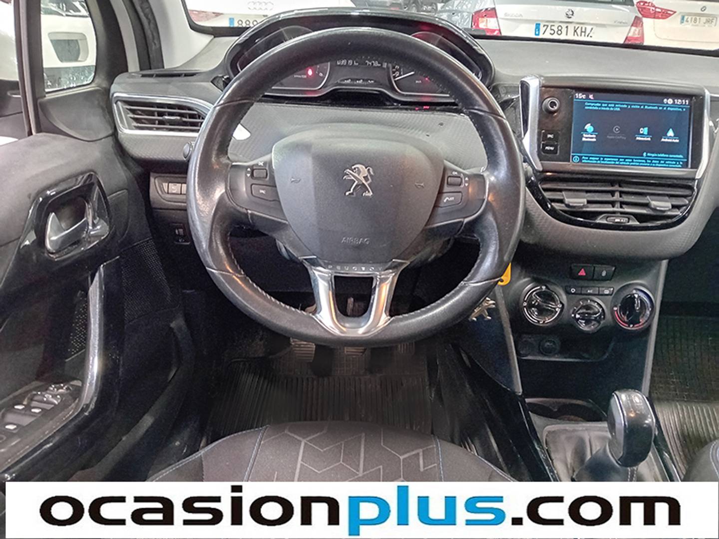 Foto Peugeot 2008 Peugeot 2008 BlueHDi 100 Signature (100 CV)