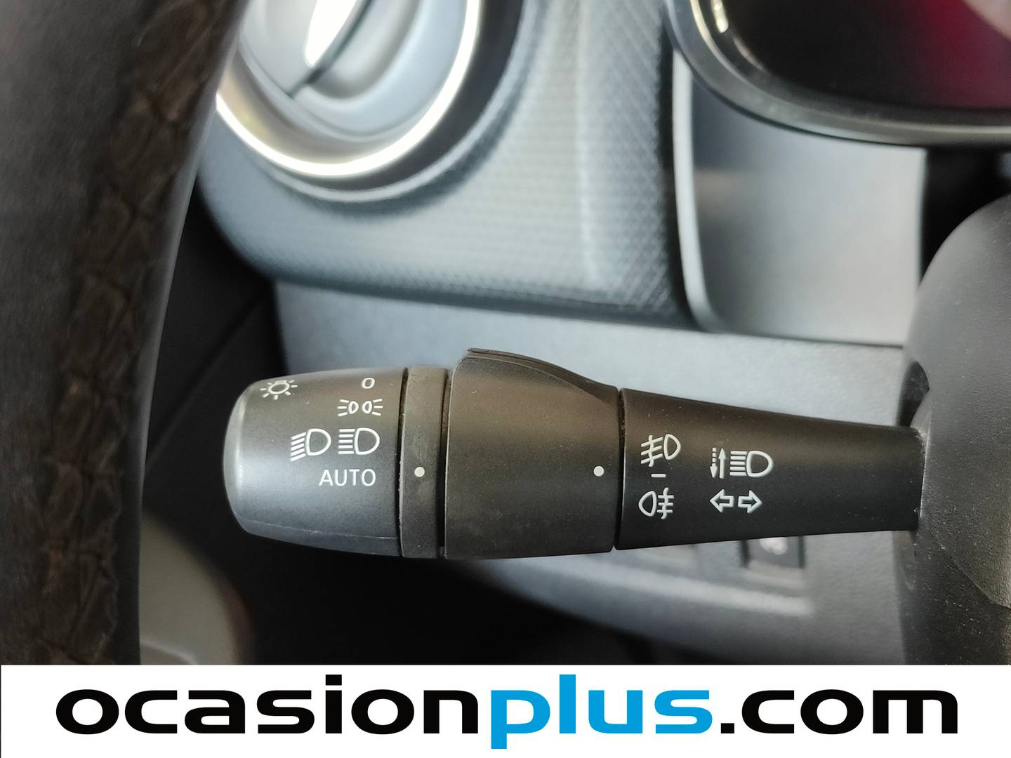 Equipamiento del Renault Clio Renault Clio Limited Energy TCe (90 CV) GLP