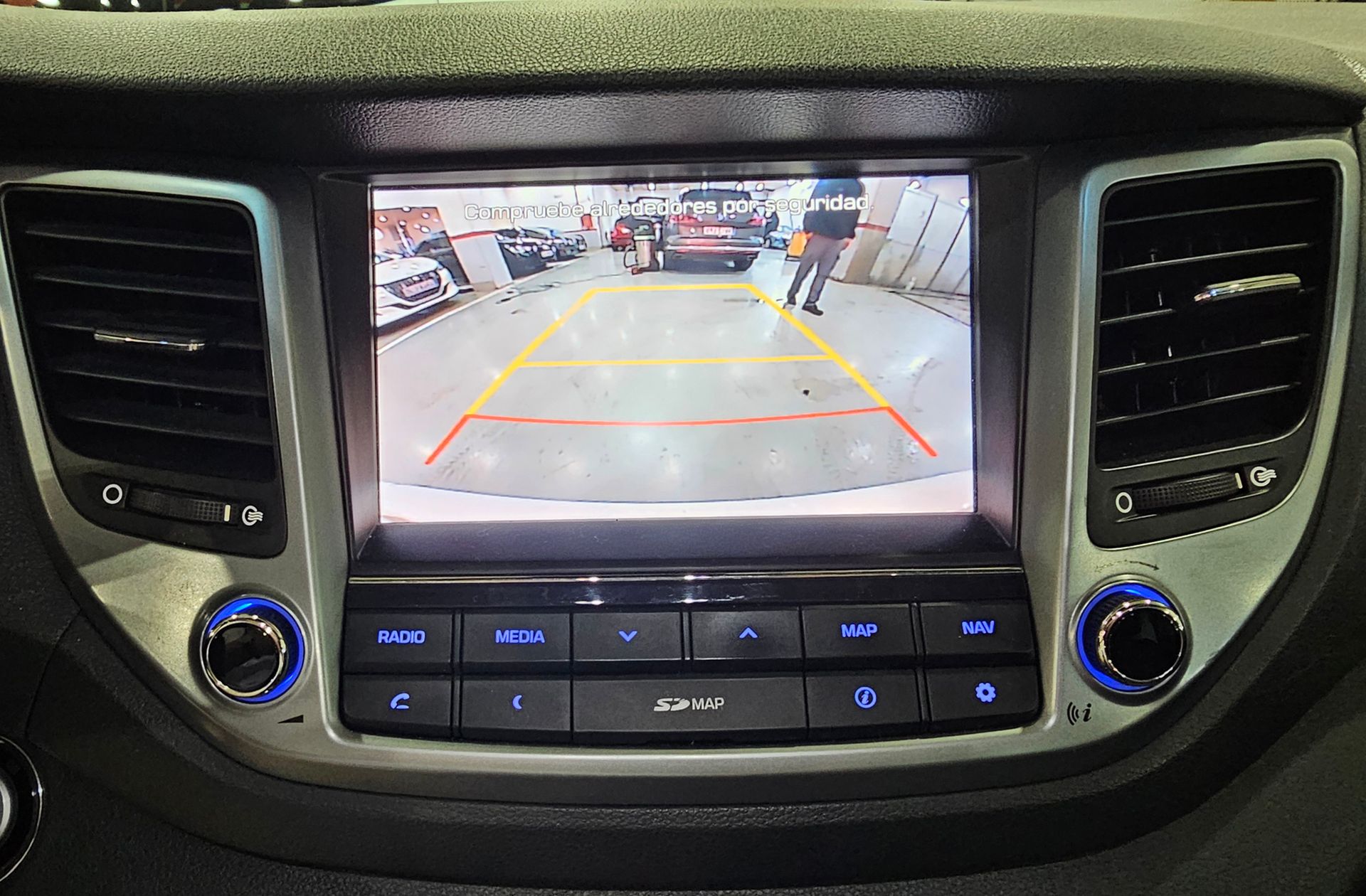 Hyundai Tucson 1.7 CRDi BlueDrive Style DCT 4x2 - foto 11