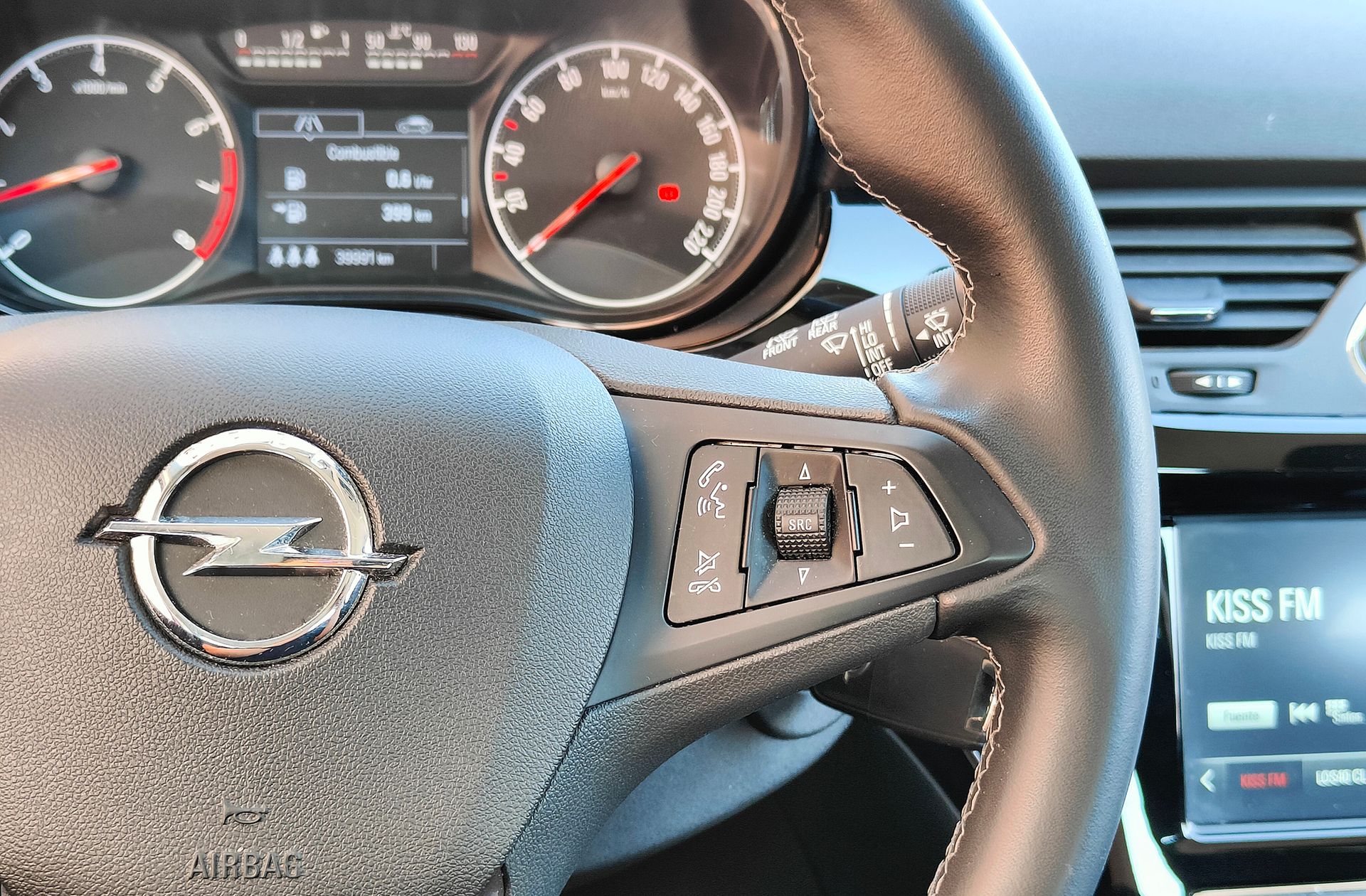 Opel Corsa 1.4 Selective - foto 24