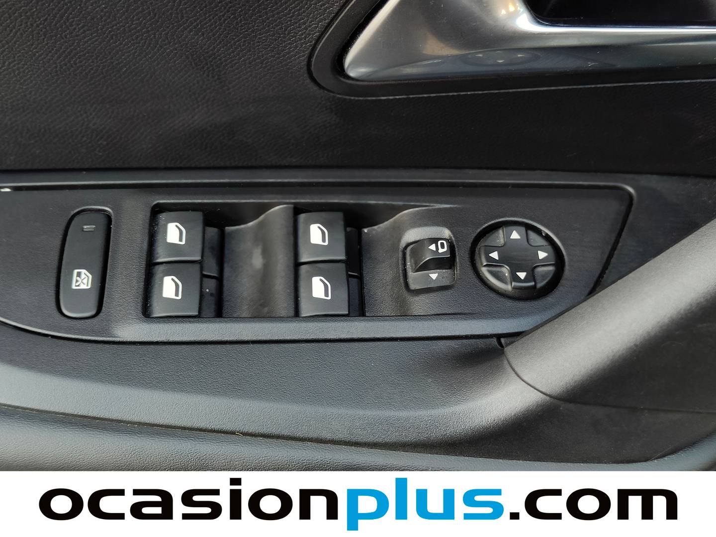 Peugeot 2008 Peugeot 2008 Allure Hybrid eDCS6 (145 CV) 2026