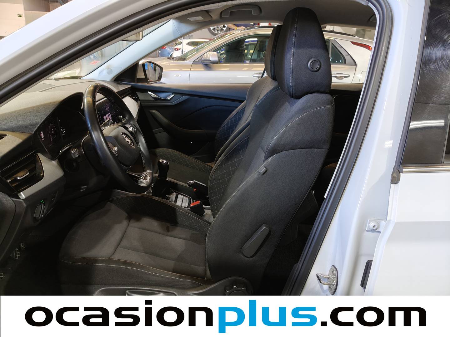 Foto asientos delanteros Skoda Kamiq Skoda Kamiq 1.0 TSI Ambition (110 CV)