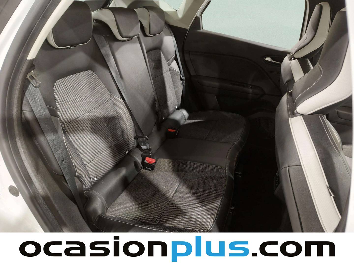 Foto Renault Captur Renault Captur Zen E-TECH Híbrido enchufable (160 CV) siete plazas