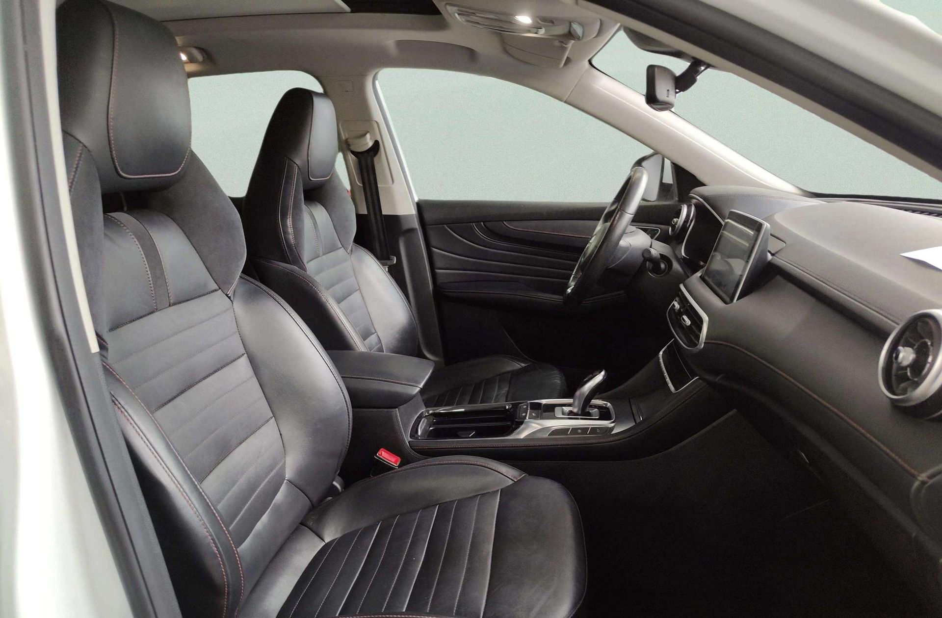 MG HS 1.5 Turbo GDI Luxury DCT - foto 22