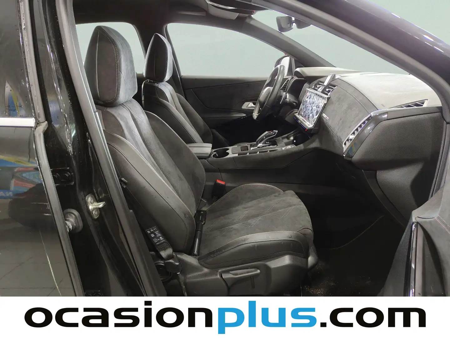 Foto DS DS 7 Crossback DS DS7 Crossback PureTech 130 Performance Line Auto (130 CV)