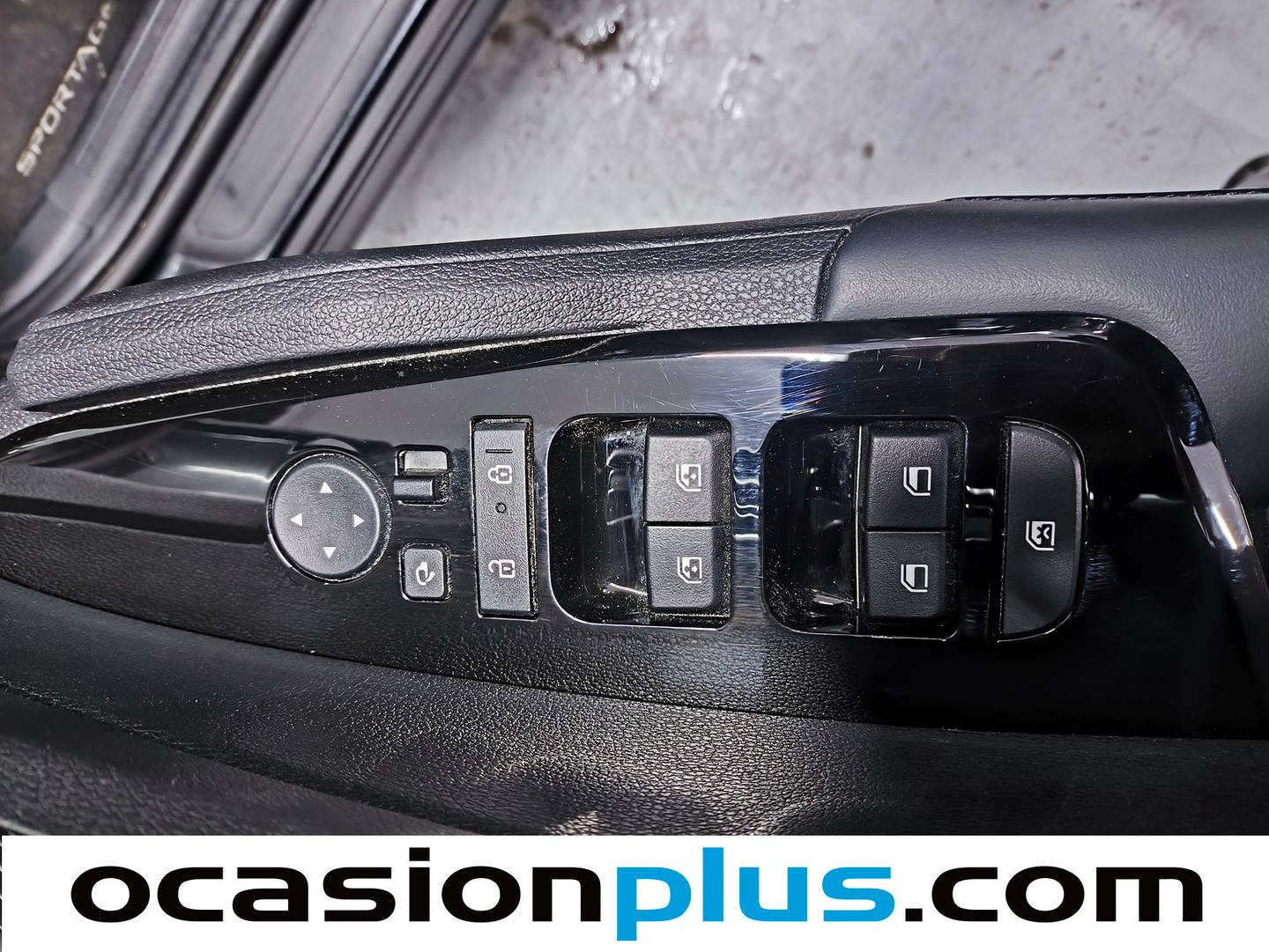 Foto KIA Sportage Kia Sportage 1.6 T-GDi HEV Drive 4x2 (215 CV)