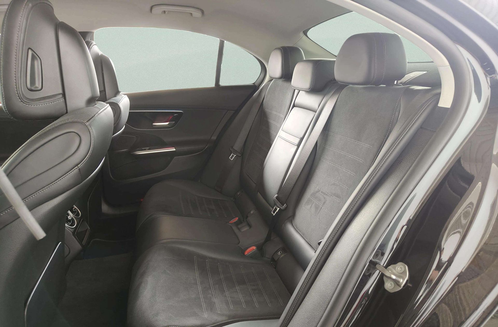 Mercedes-Benz Clase C 220 d Pack AMG - foto 14
