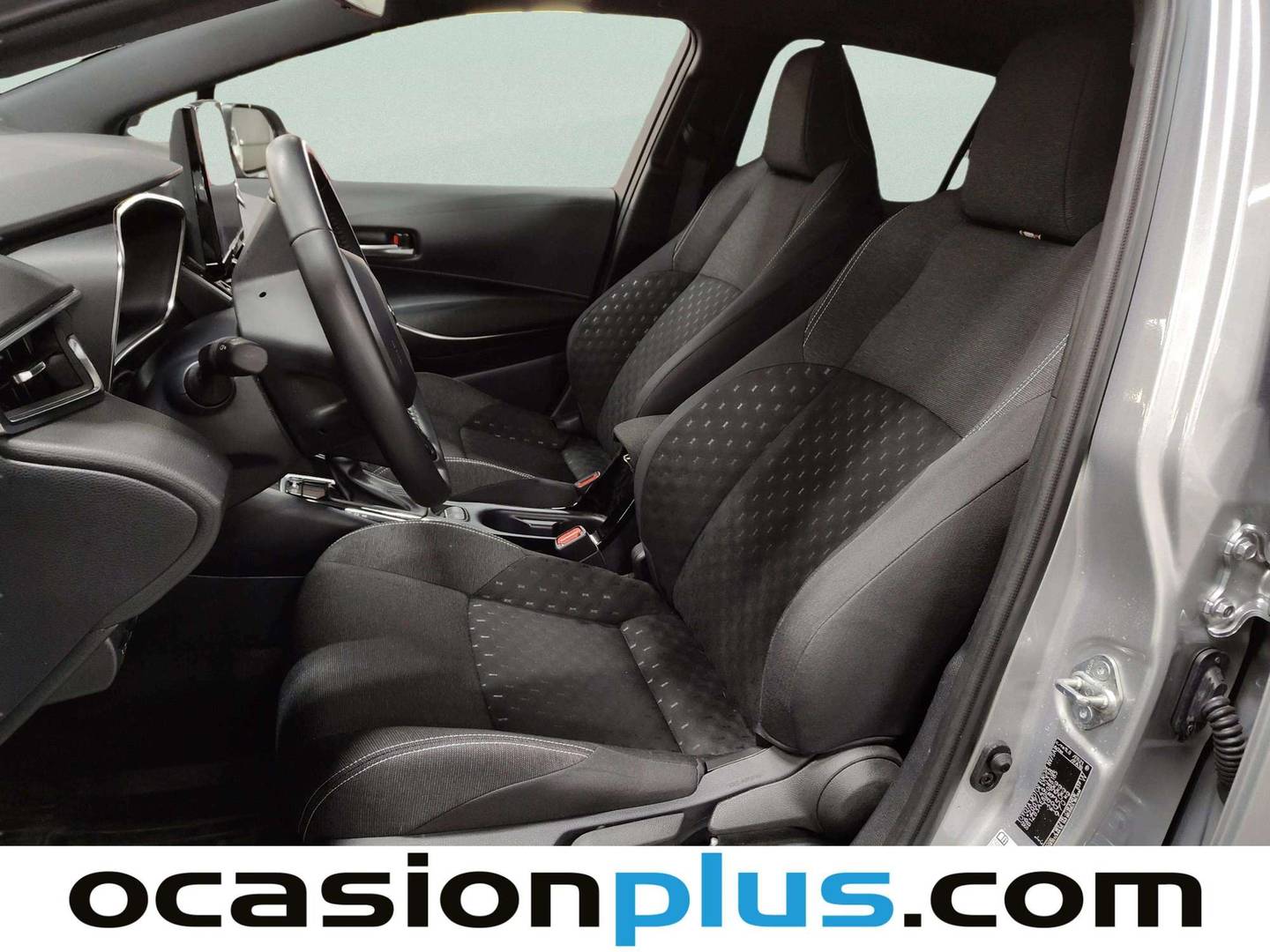 Foto asientos delanteros Toyota Corolla Toyota Corolla 140H Active Plus Touring Sport  (140 CV)