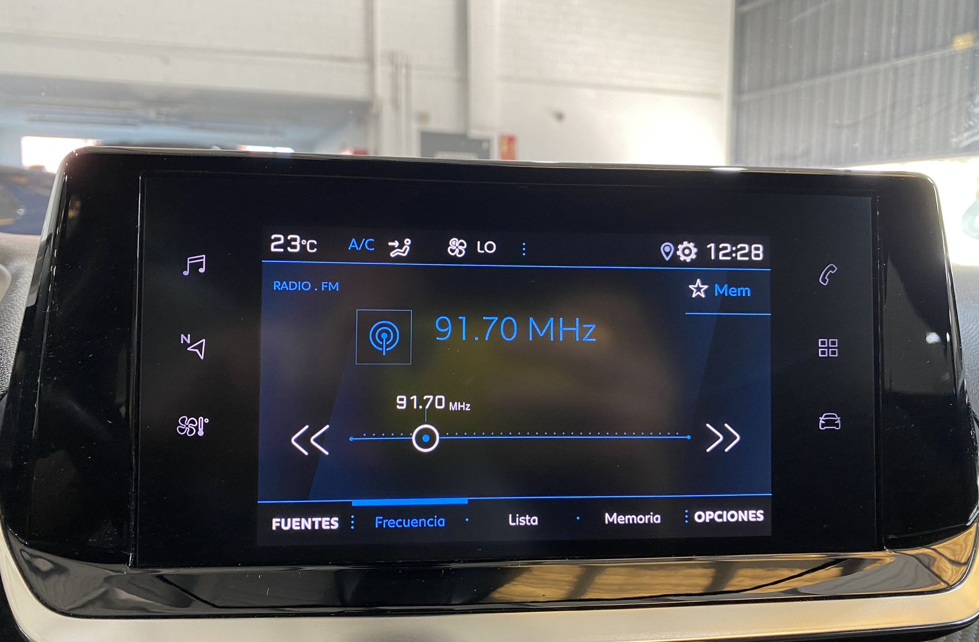Peugeot 2008 PureTech 130 Allure Pack - foto 31